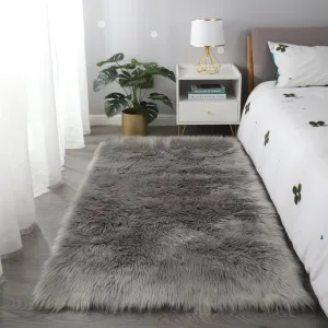 84 in L Ultra Soft Fluffy Faux Fur Sheepskin Area Rug - 6' x 7'