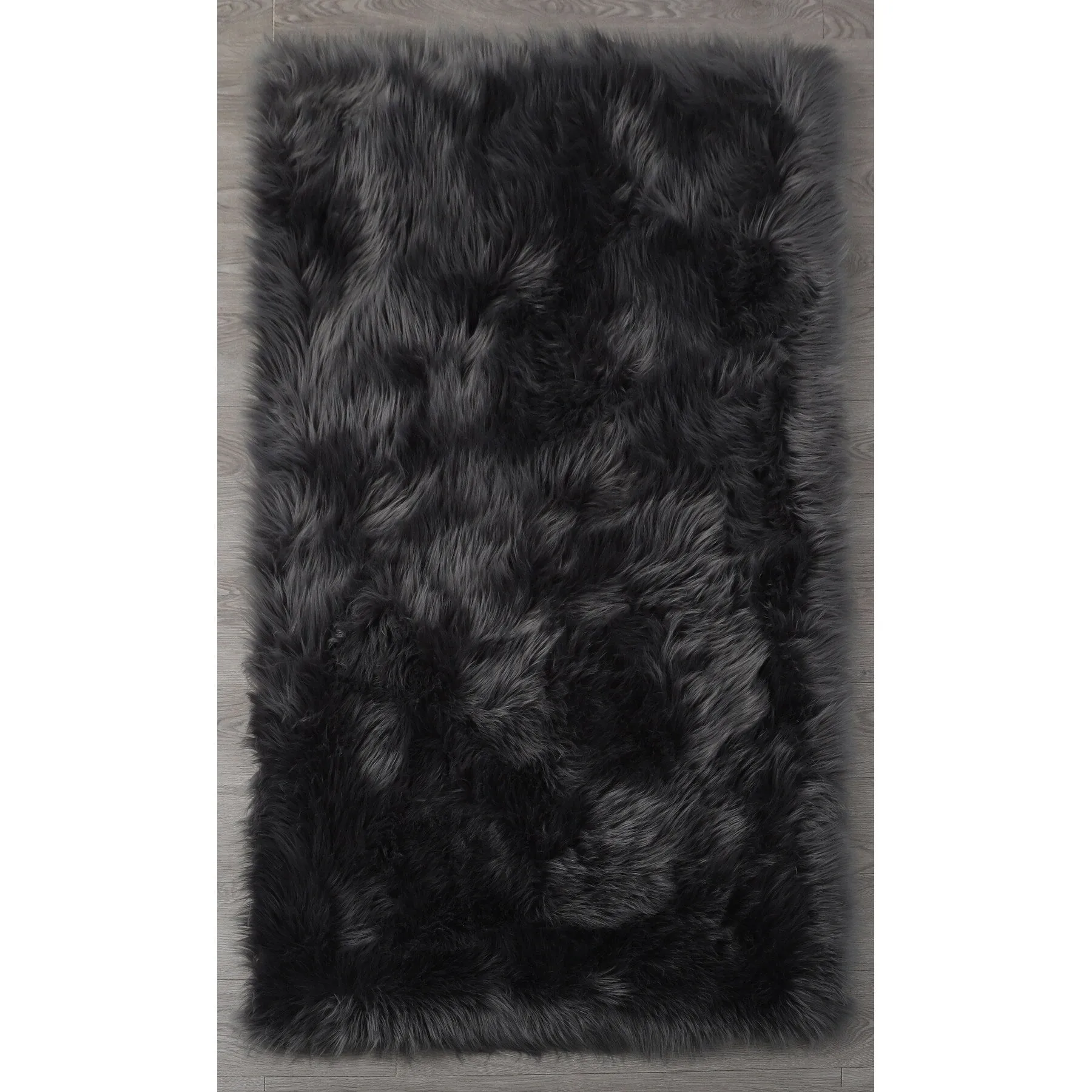 84 in L Ultra Soft Fluffy Faux Fur Sheepskin Area Rug - 6' x 7'