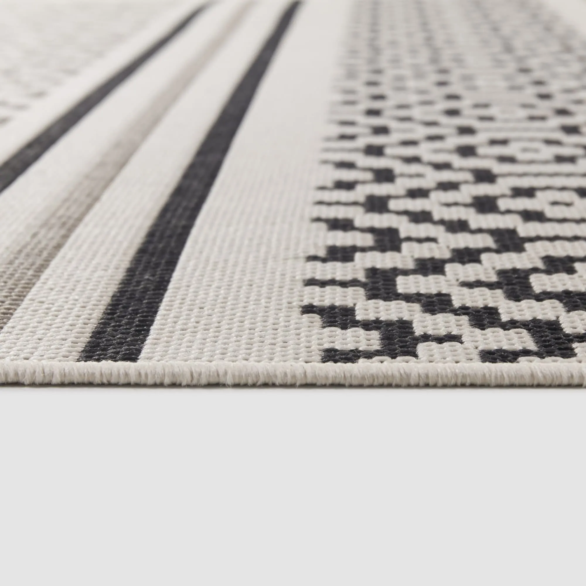 Alain Transitional Stripe Indoor/Outdoor Area Rug
