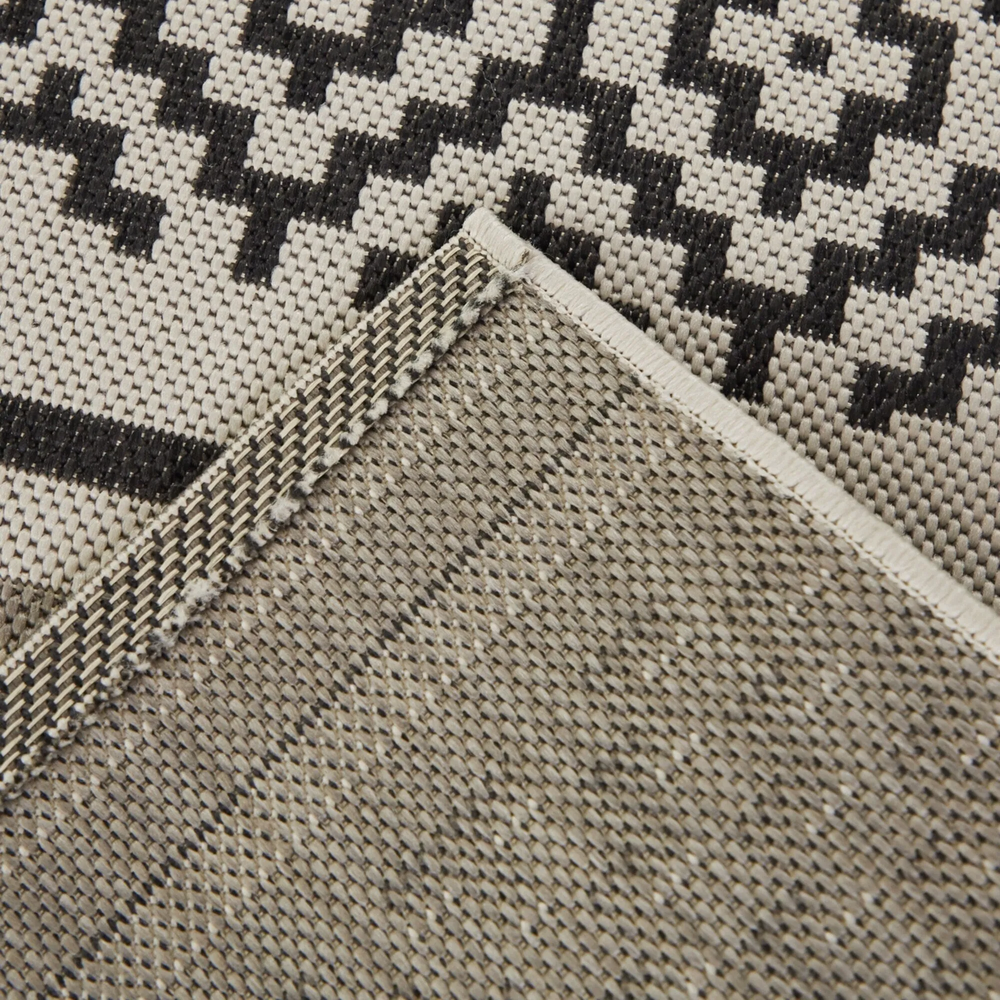 Alain Transitional Stripe Indoor/Outdoor Area Rug