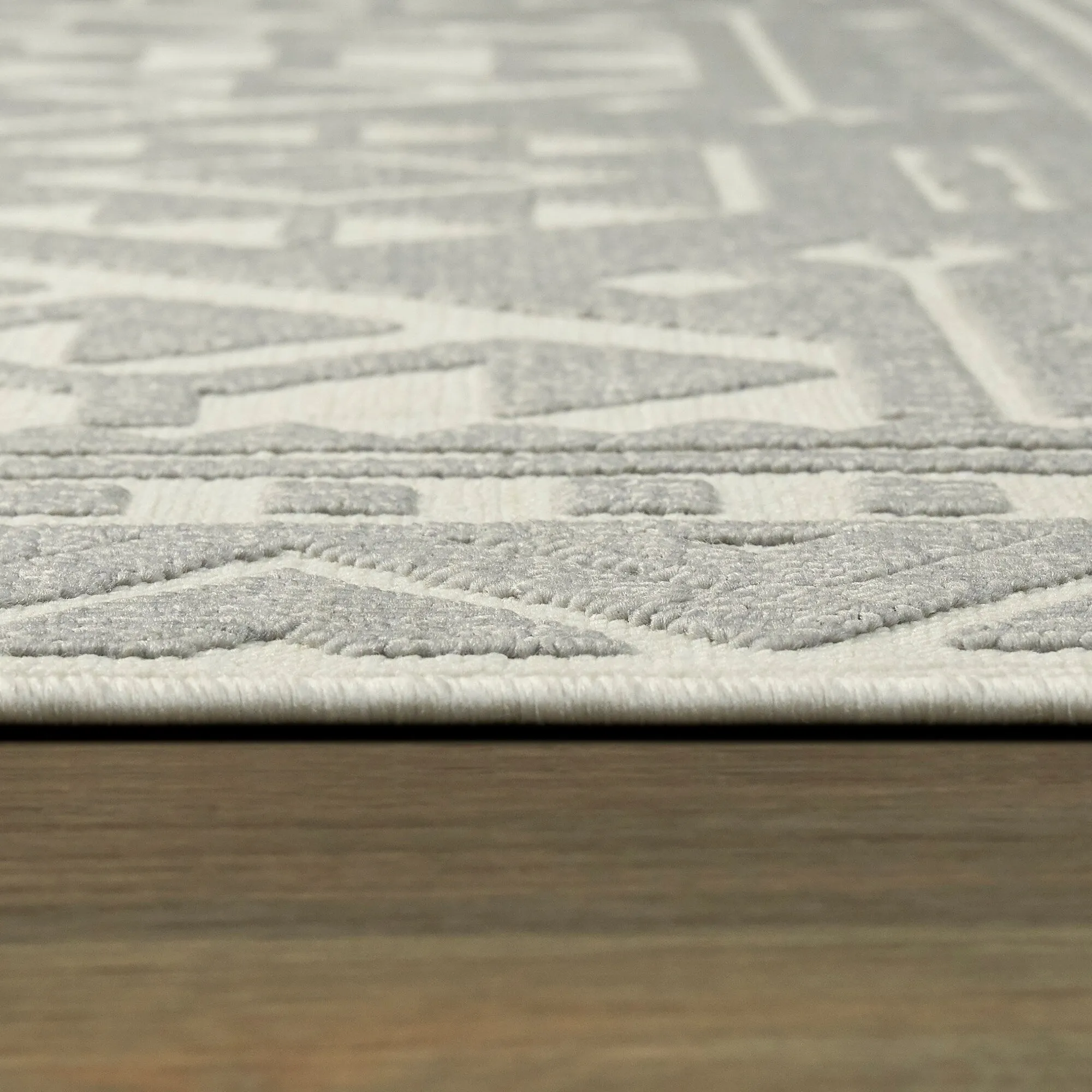 Alessi Global Geometric Indoor/Outdoor Area Rug