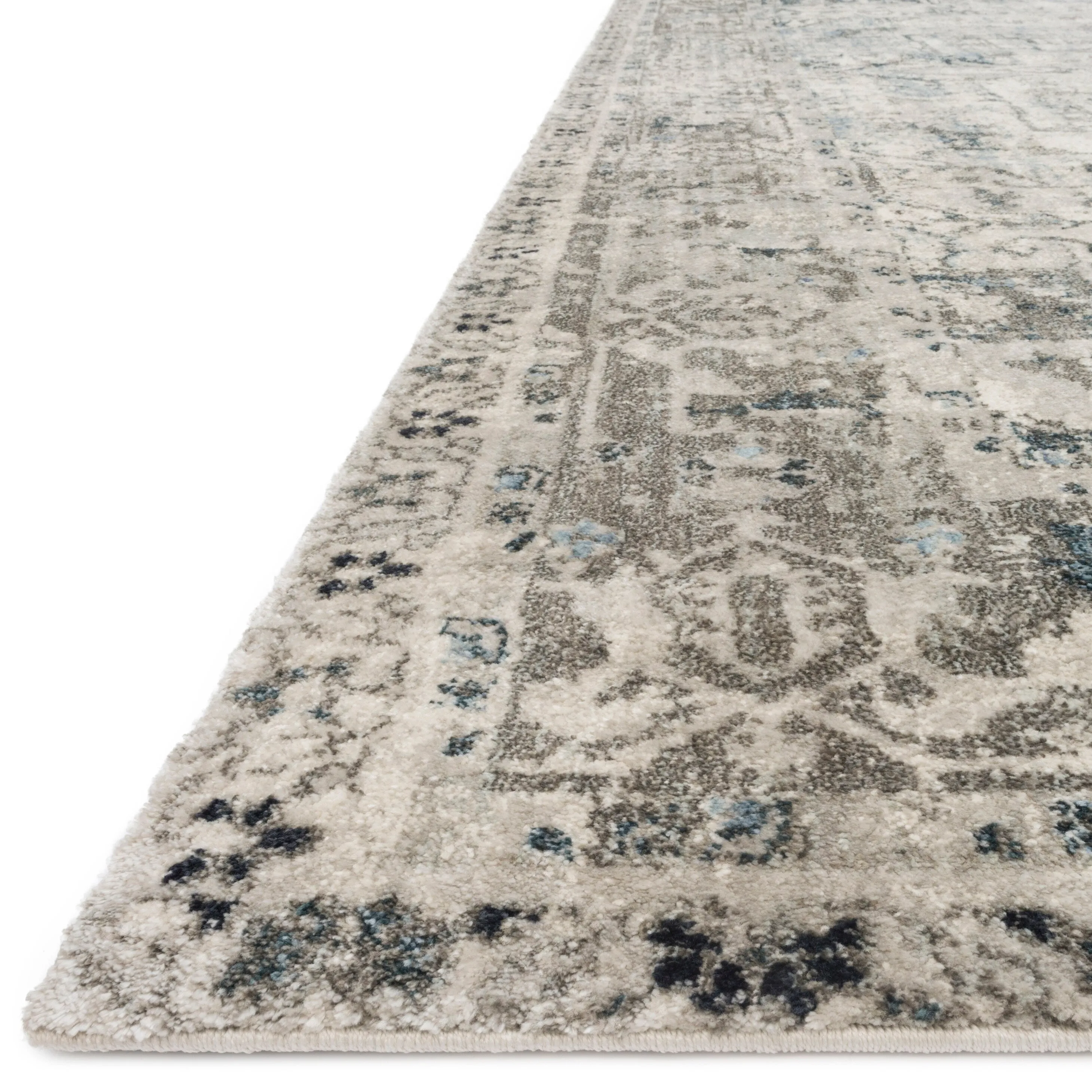 Alexander Home Contessa Distressed Transitional Medallion Rug