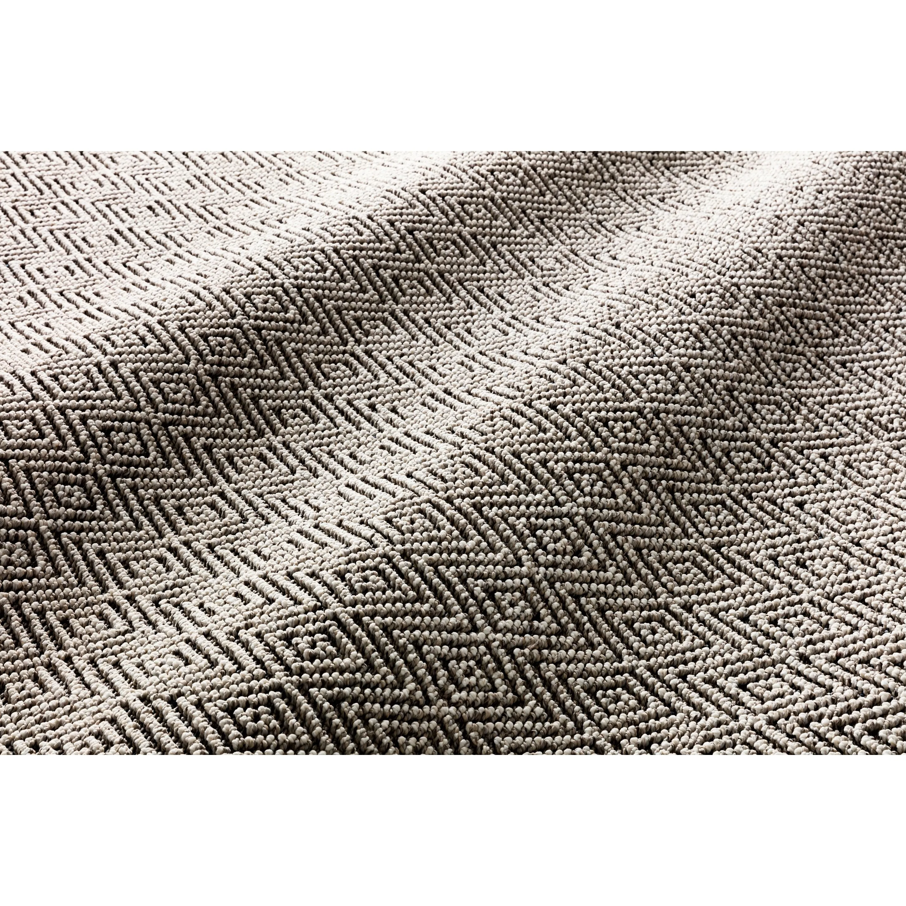 Alexander Home Denise Diamond Textured Indoor / Outdoor Area Rug