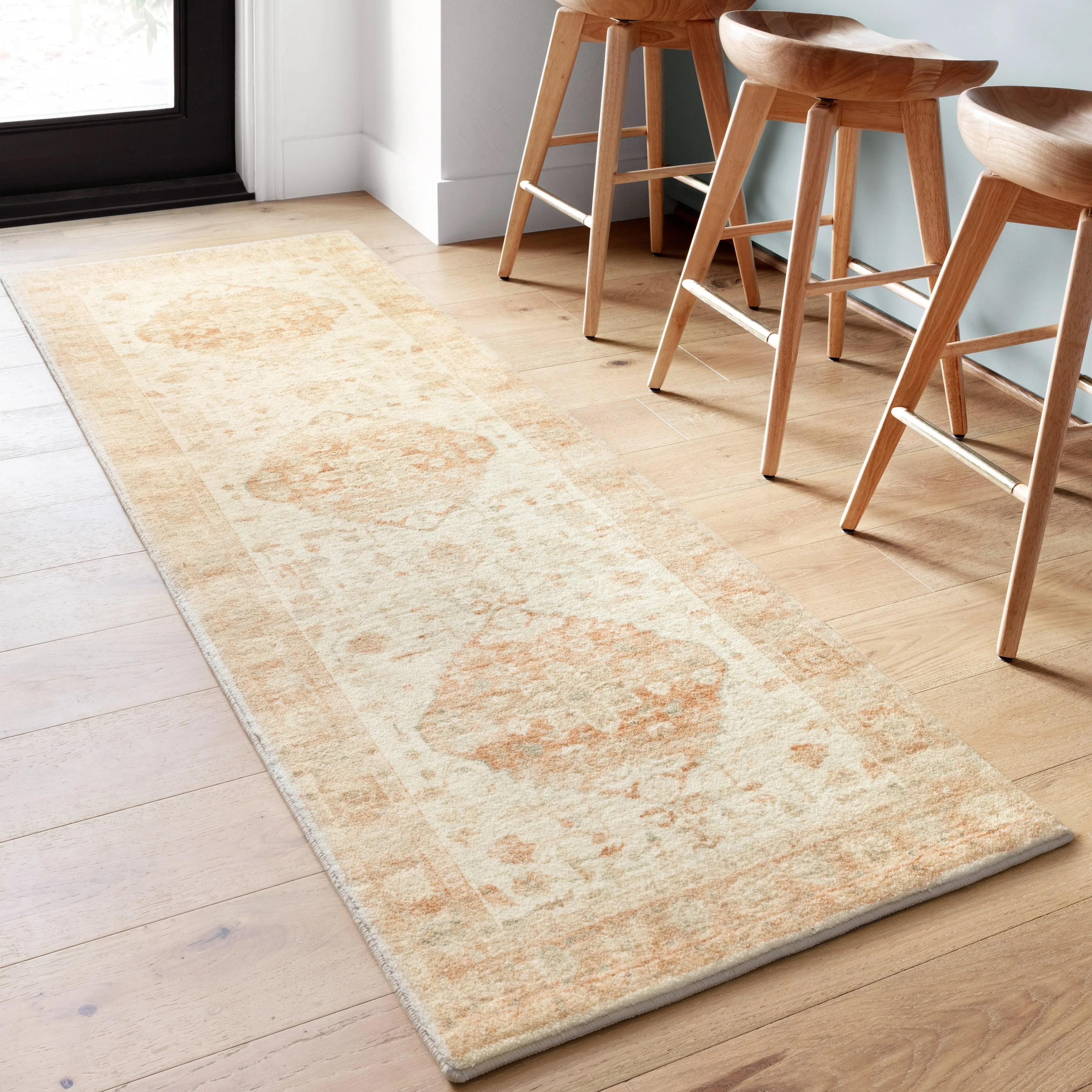 Alexander Home Juliet Medallion Ultra-Soft Distressed Oriental Rug