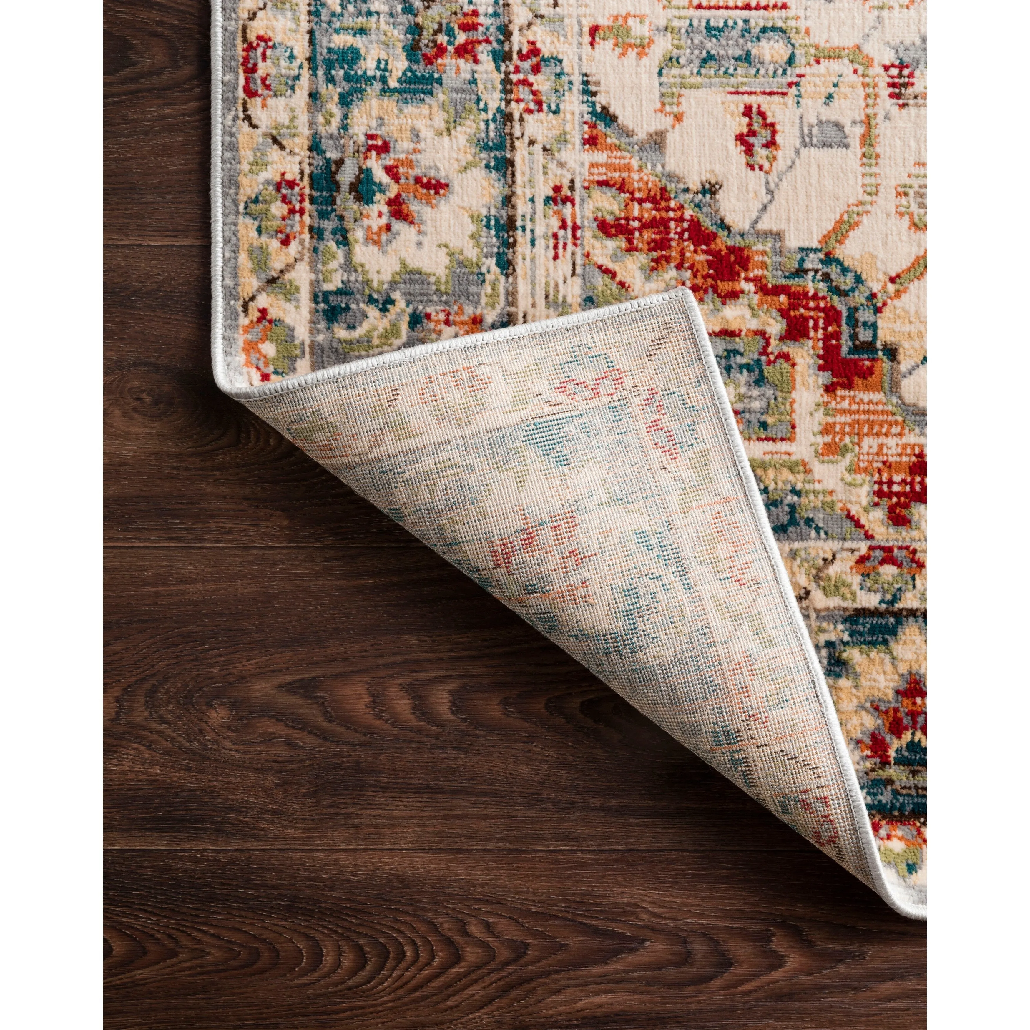 Alexander Home Karla Traditional Area Rug