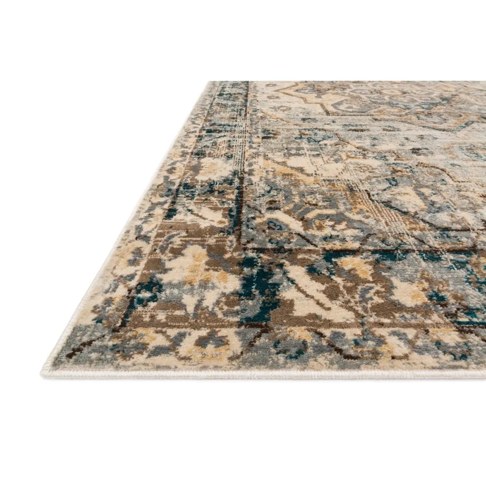 Alexander Home Karla Traditional Area Rug