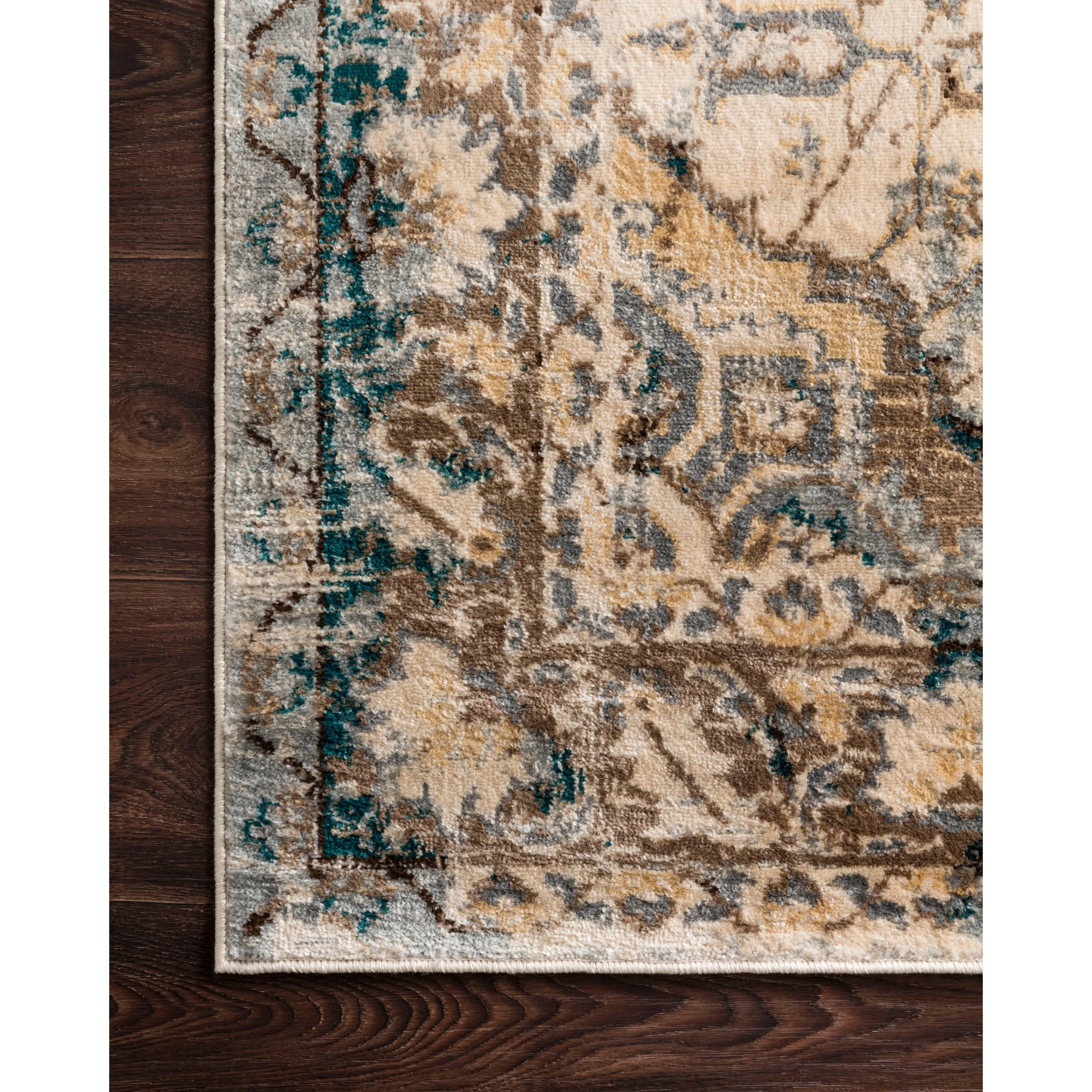 Alexander Home Karla Traditional Area Rug
