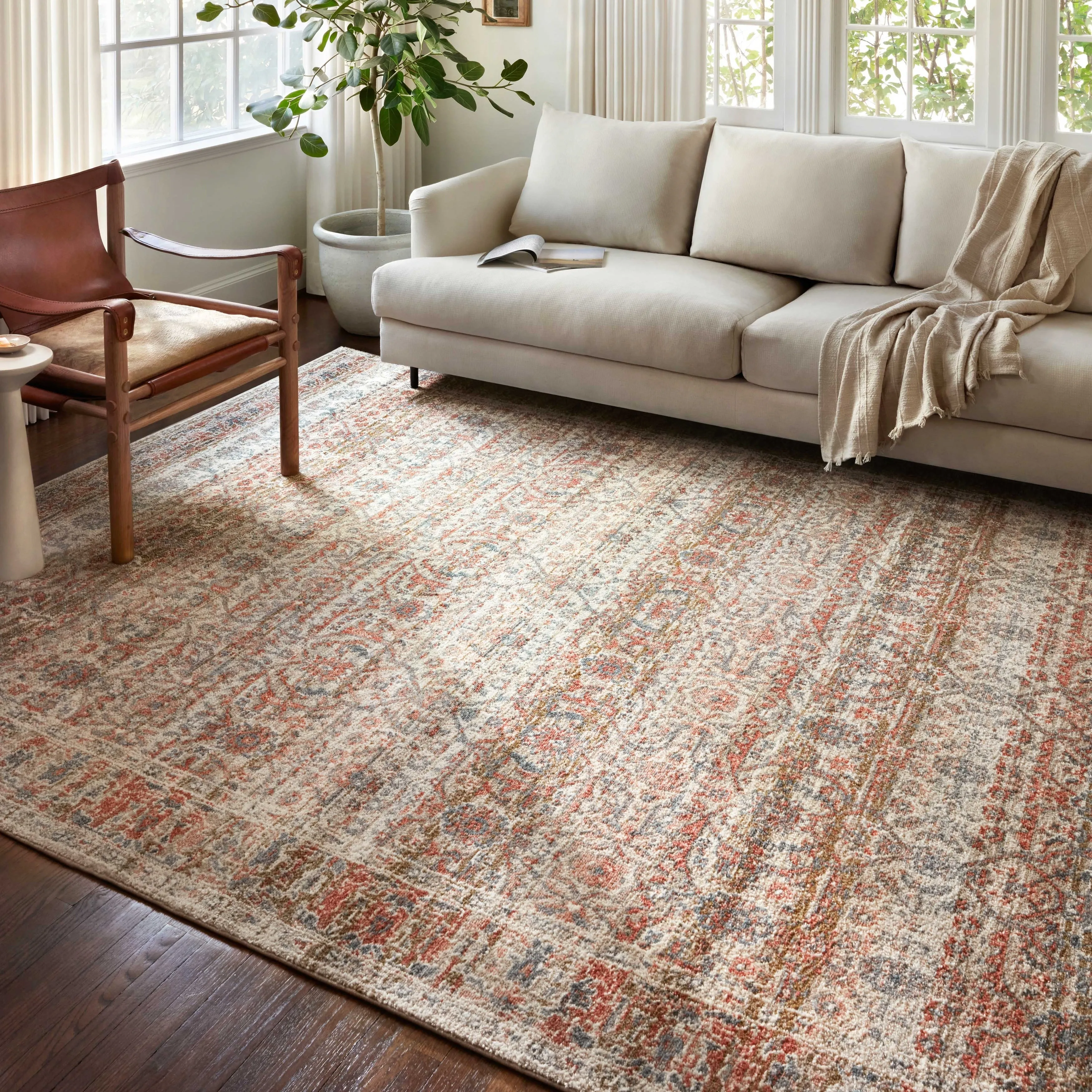 Alexander Home Valeria Distressed Traditional Persian Area Rug