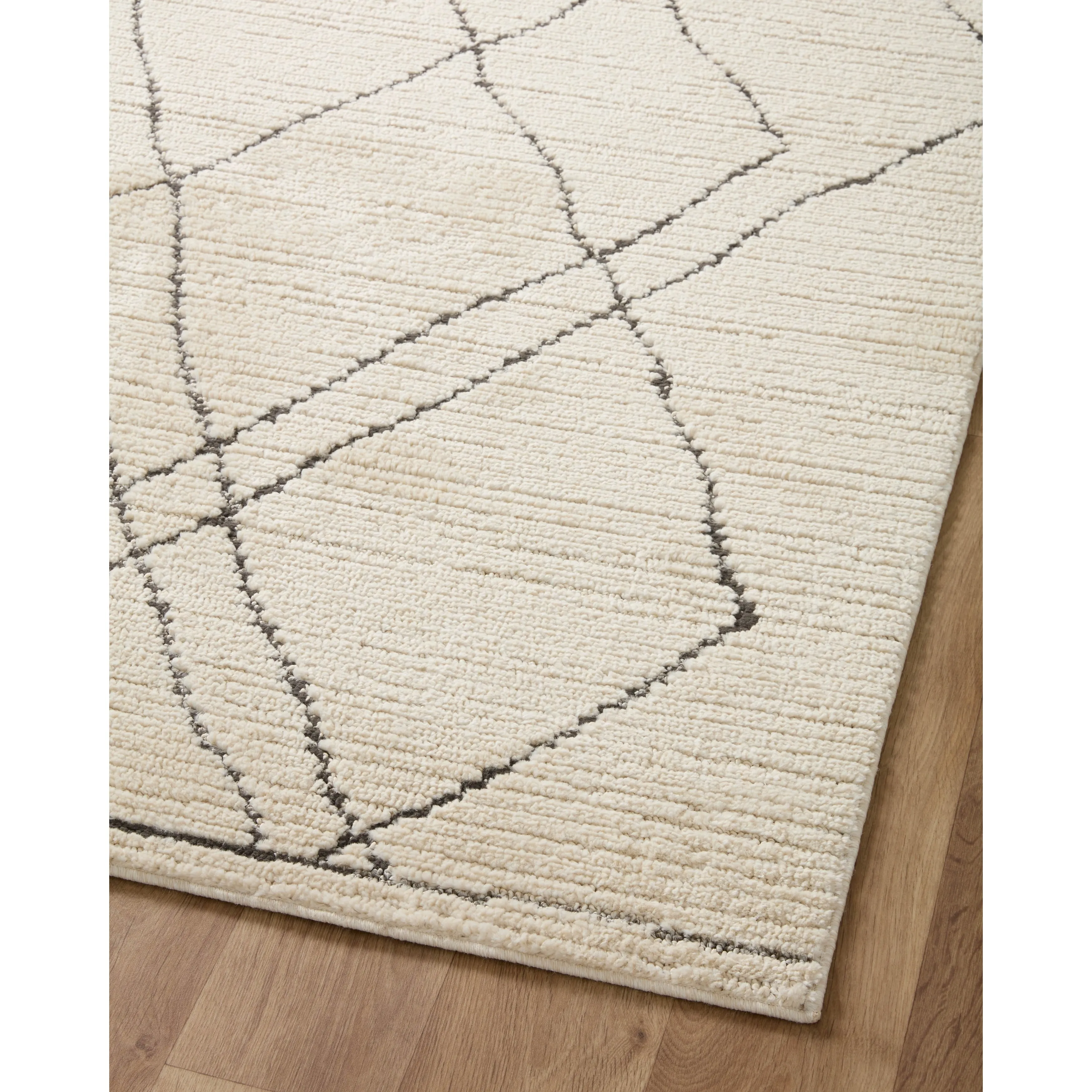 Alexander Home Vive Modern Abstract Diamond High-Low Area Rug
