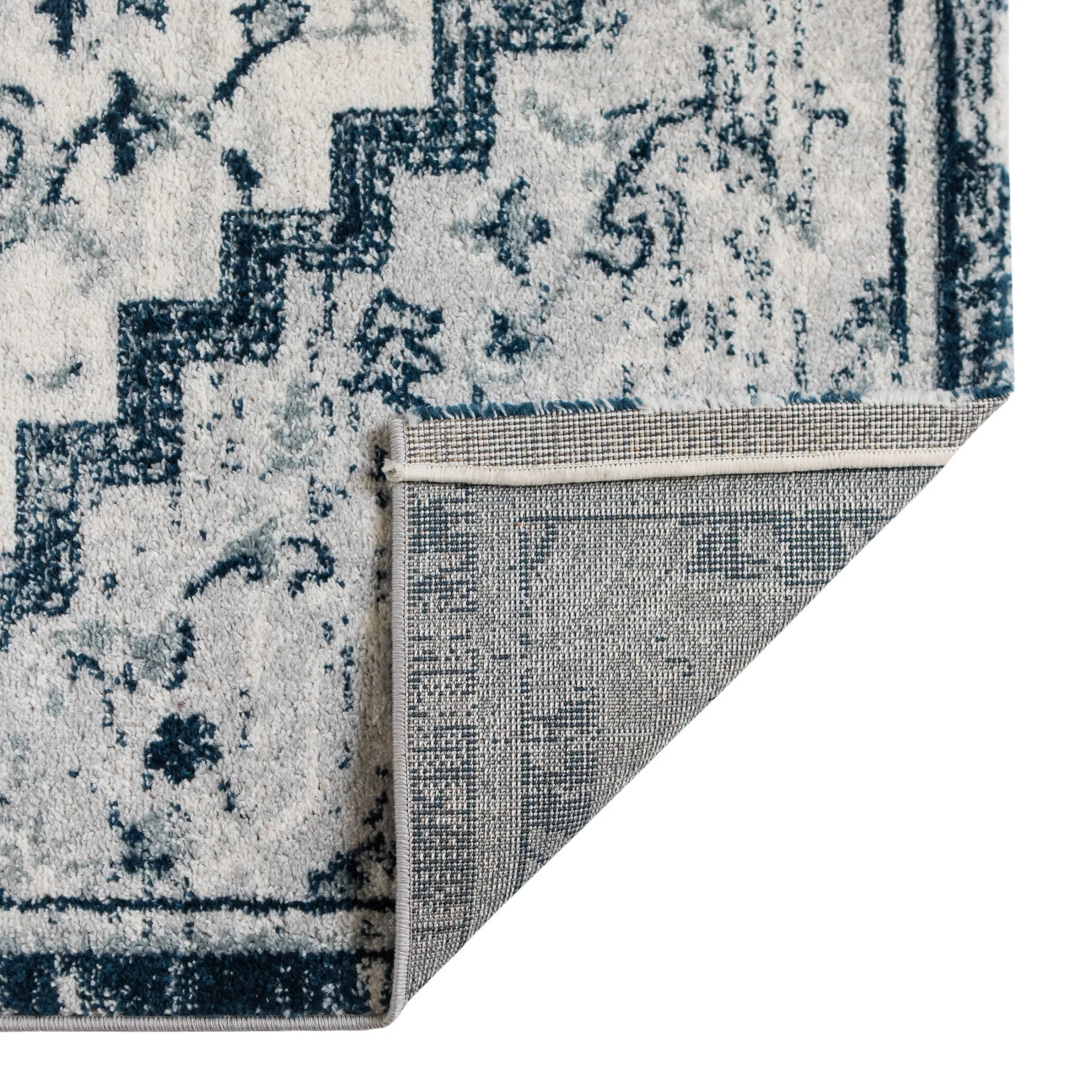 Alvia Yana Medallion Area Rug