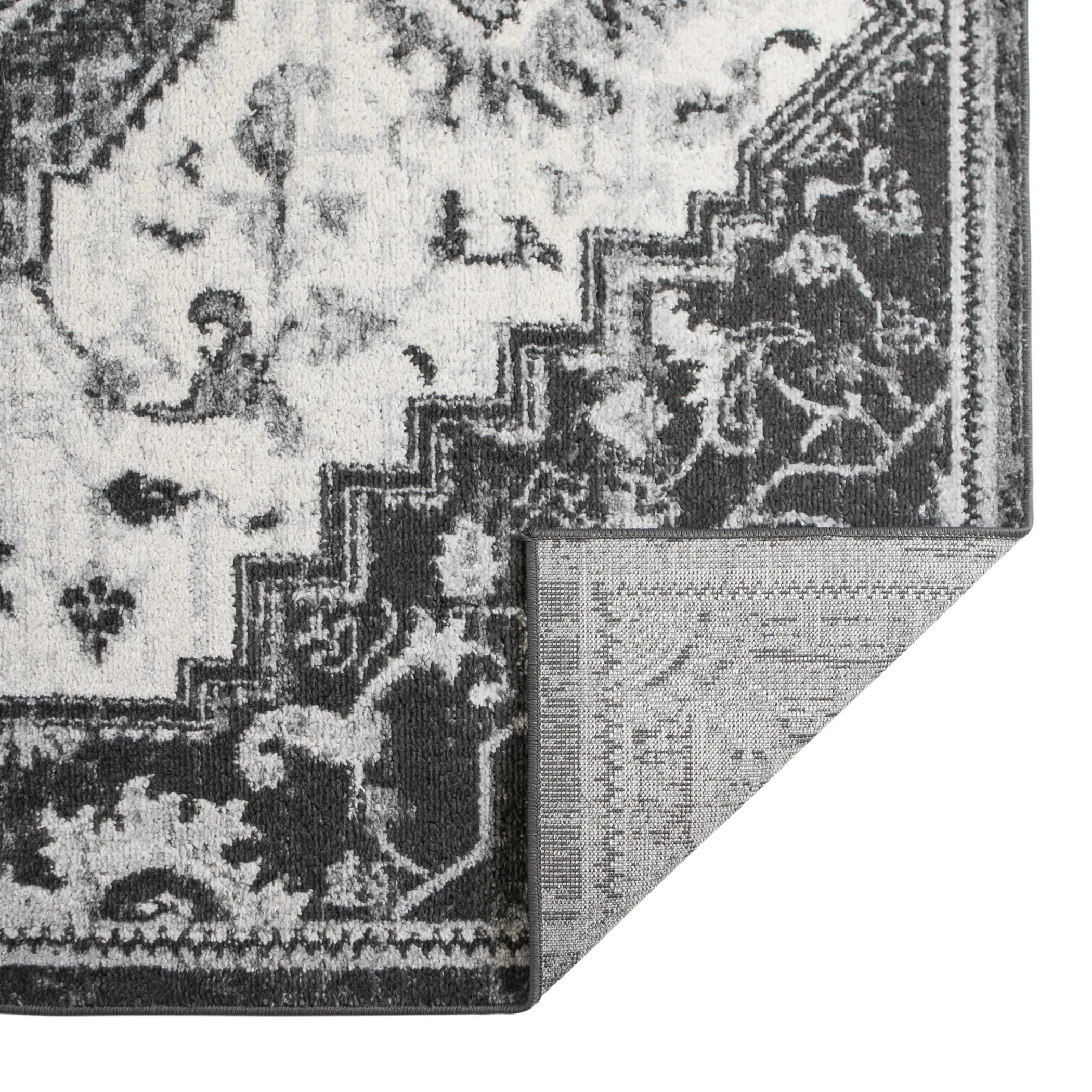 Alvia Yana Medallion Area Rug