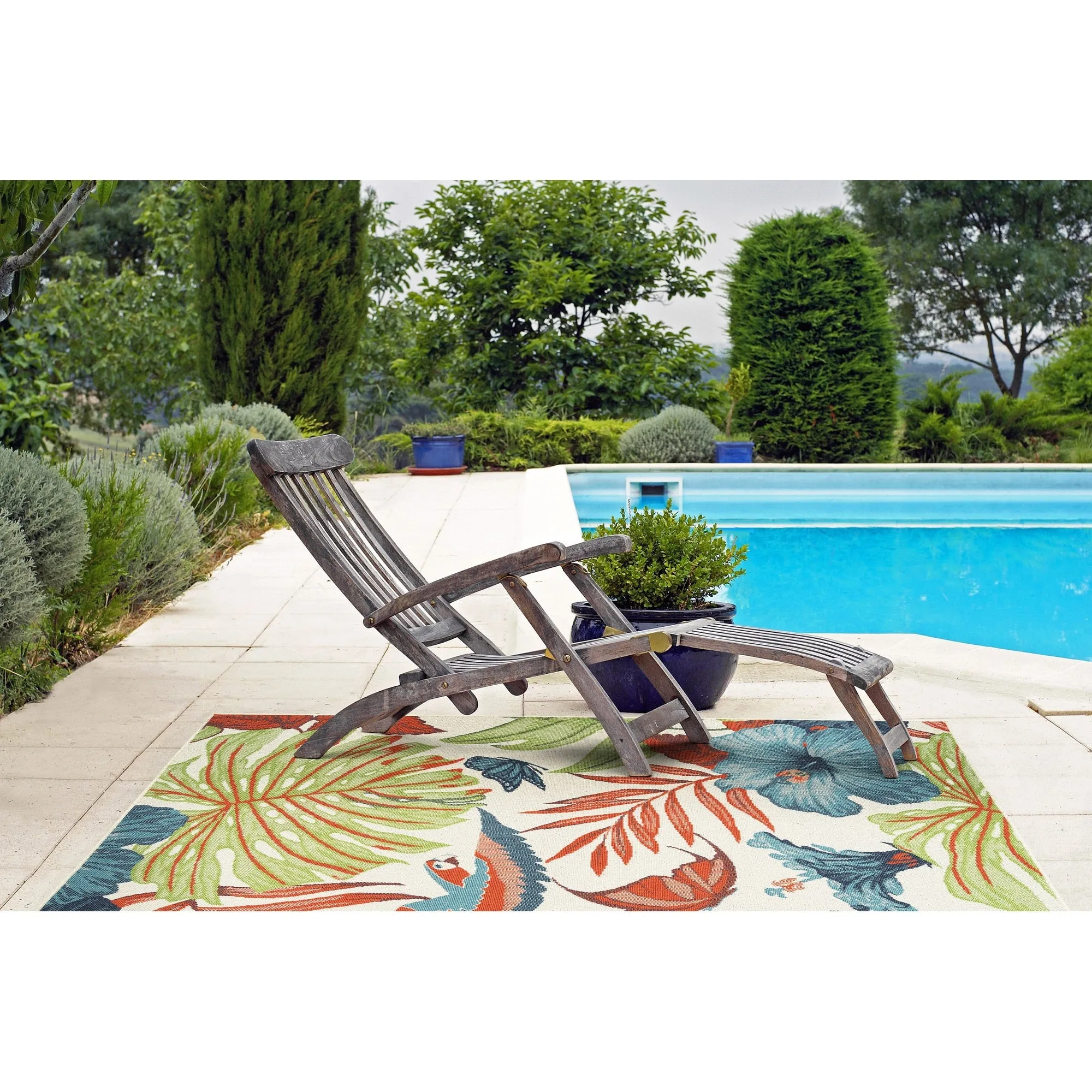Amalie Geometric Border Coastal Polypropylene Indoor/ Outdoor Area Rug