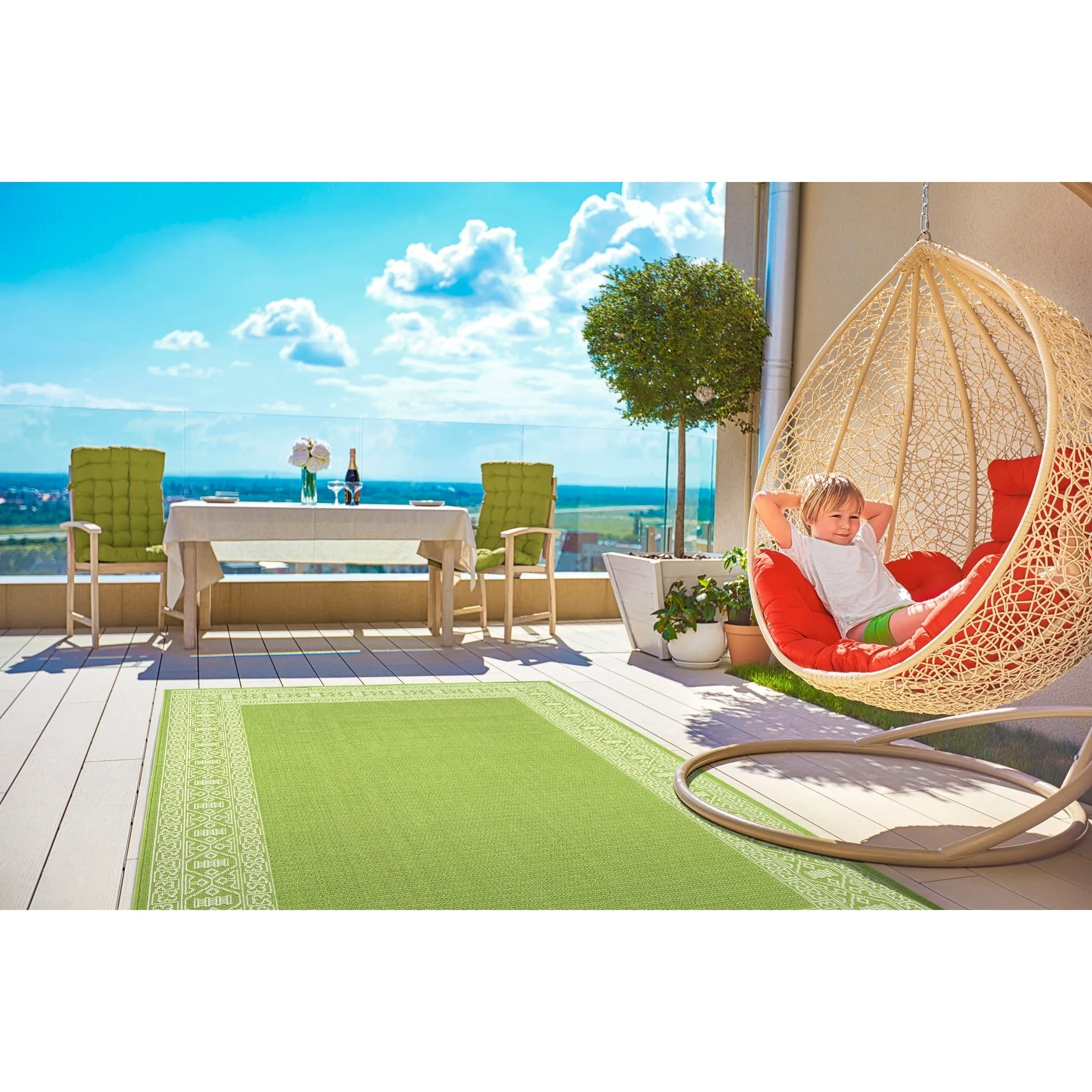 Amalie Geometric Border Coastal Polypropylene Indoor/ Outdoor Area Rug