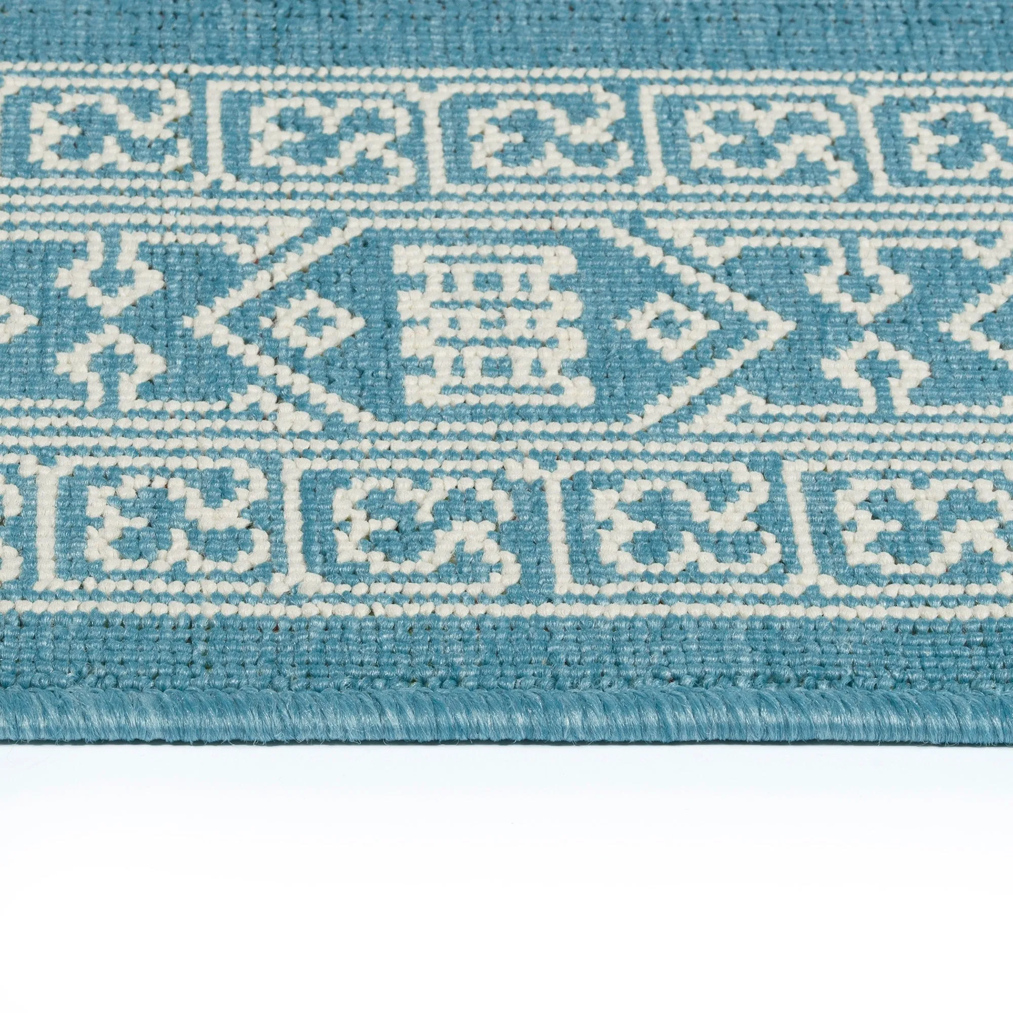 Amalie Geometric Border Coastal Polypropylene Indoor/ Outdoor Area Rug
