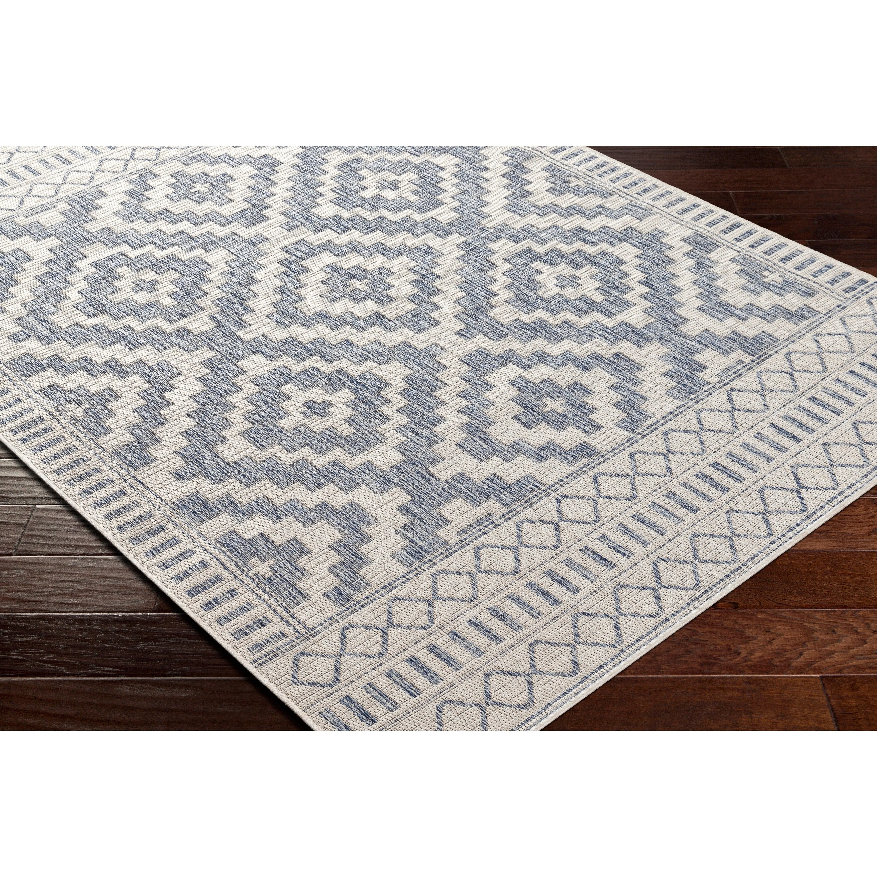 Artistic Weavers Aradra Global Diamond Indoor/ Outdoor Area Rug