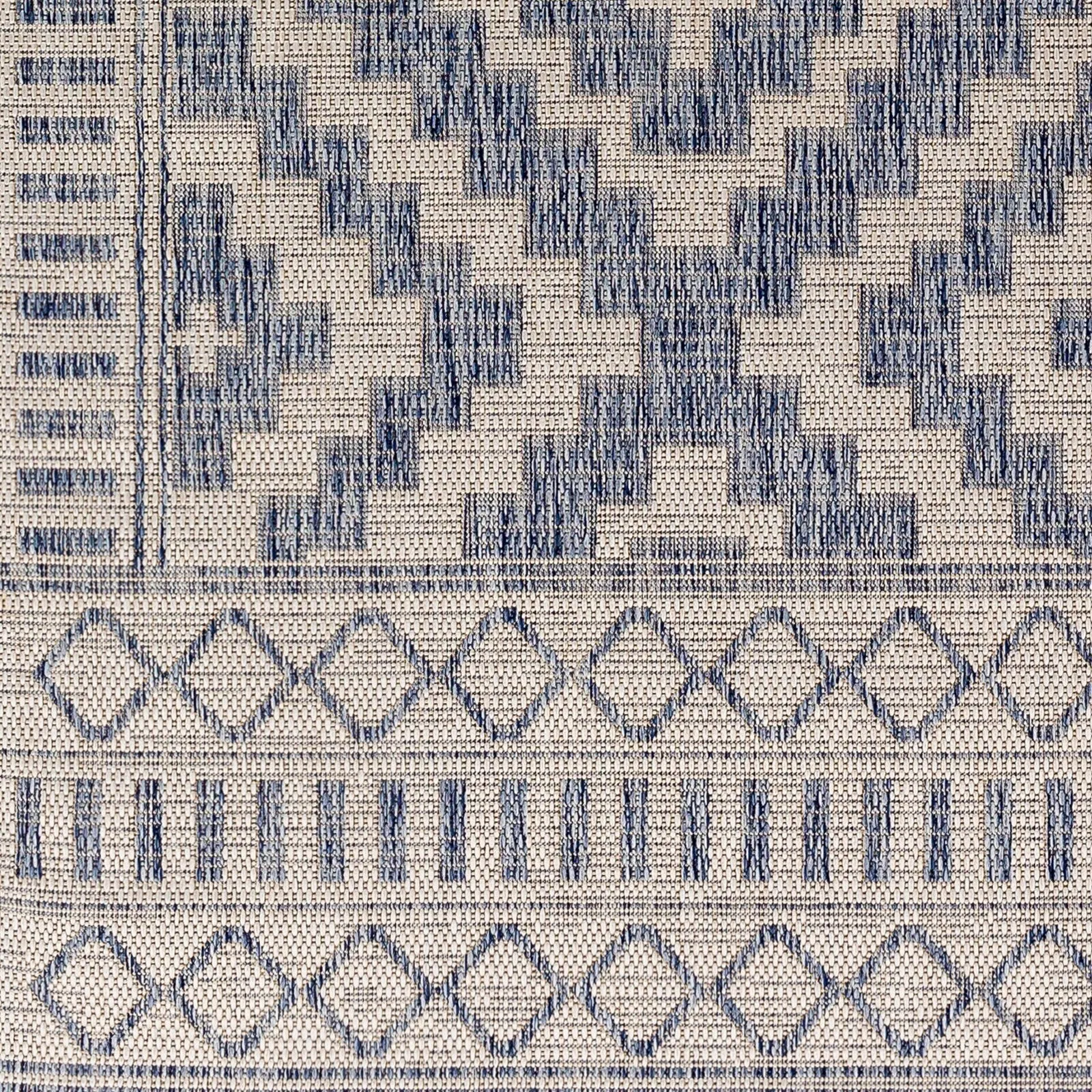 Artistic Weavers Aradra Global Diamond Indoor/ Outdoor Area Rug