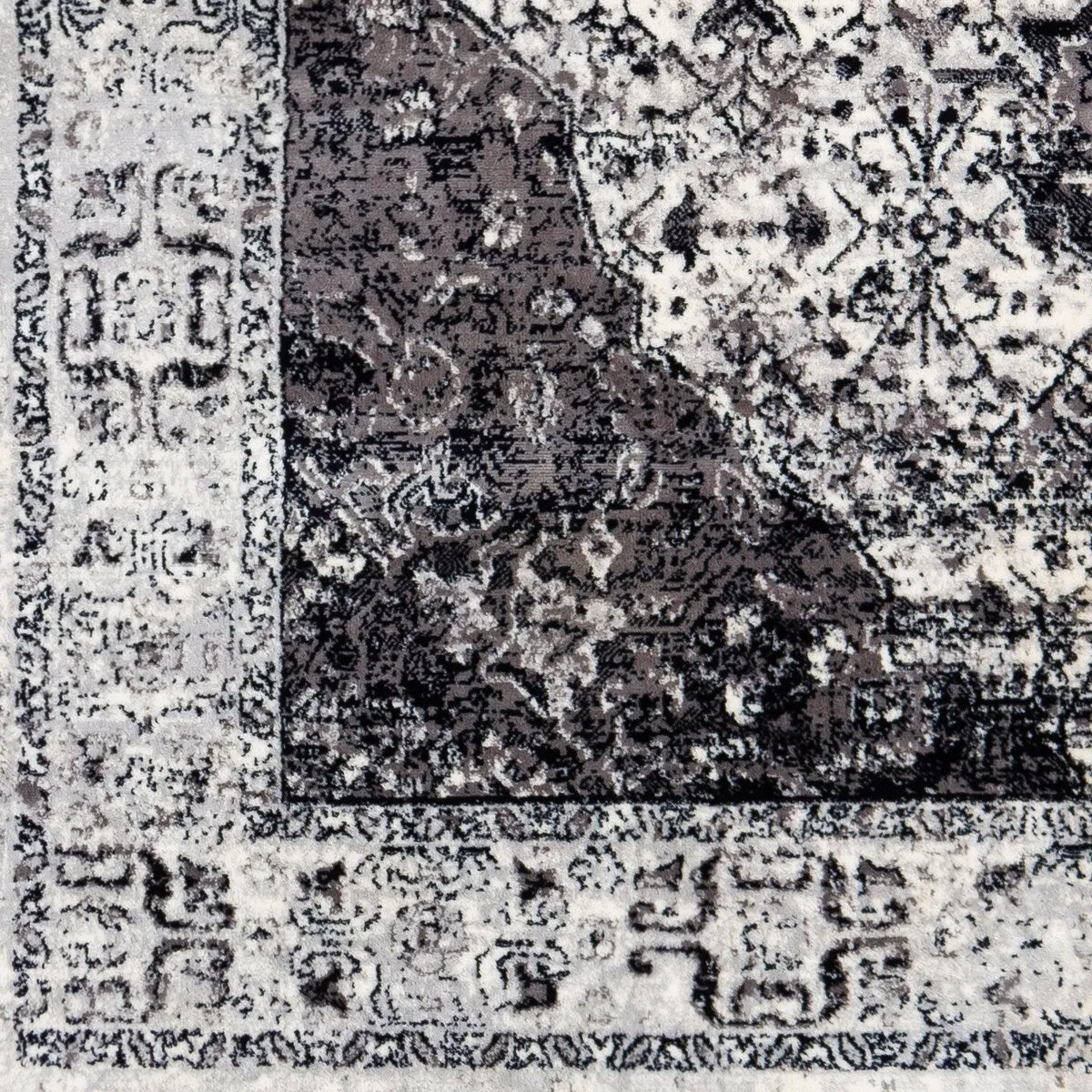 Artistic Weavers Nansen Vintage Traditional Medallion Area Rug