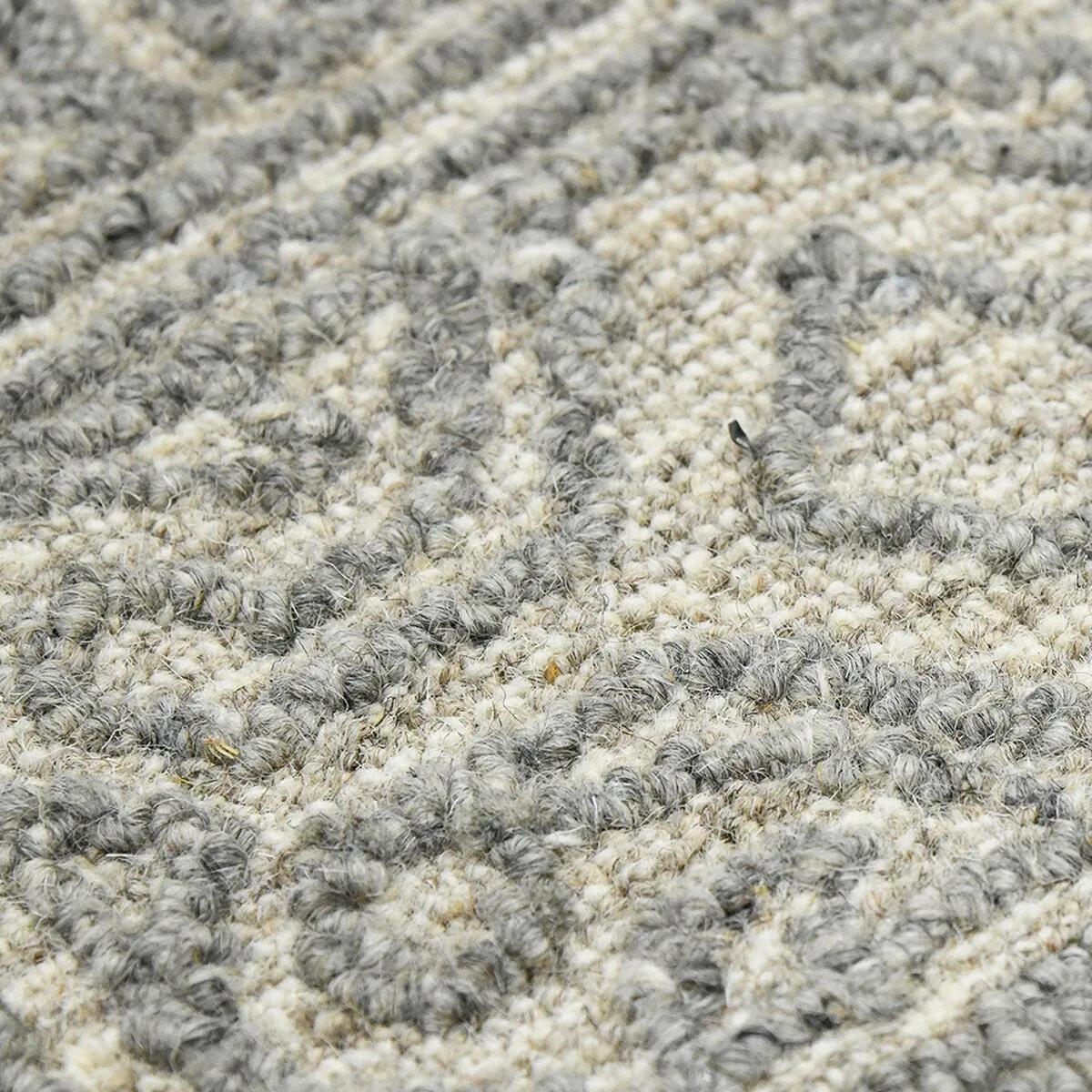 Bakari Wishek Gray Hand-Hooked Wool Area Rug