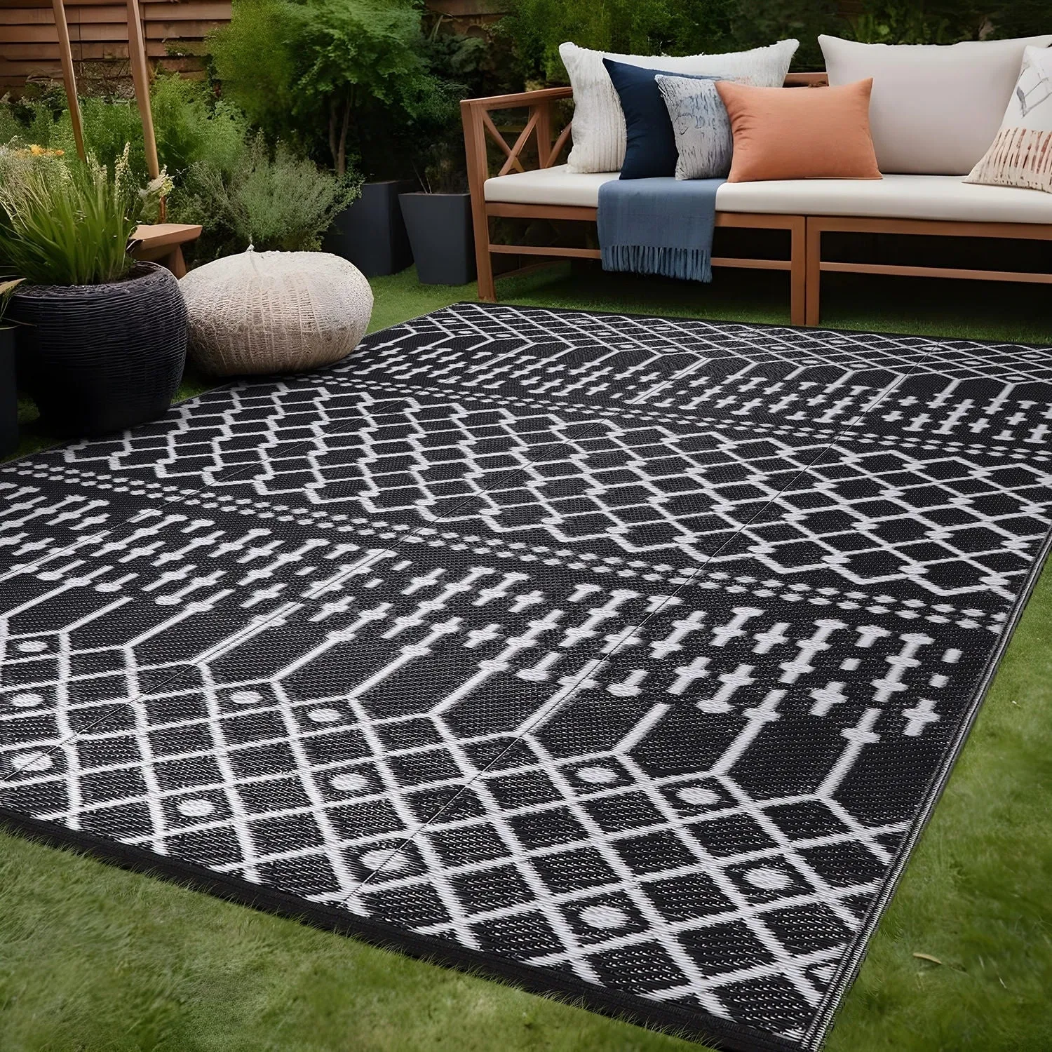 Beverly Rug Moroccan Trellis Outdoor Rug Waterproof for Patio. RV Camping