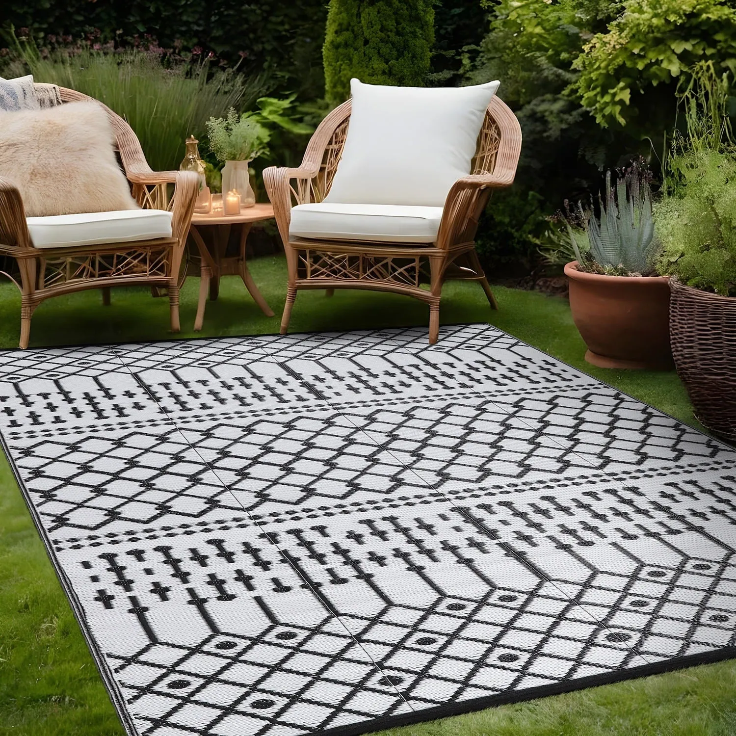 Beverly Rug Moroccan Trellis Outdoor Rug Waterproof for Patio. RV Camping
