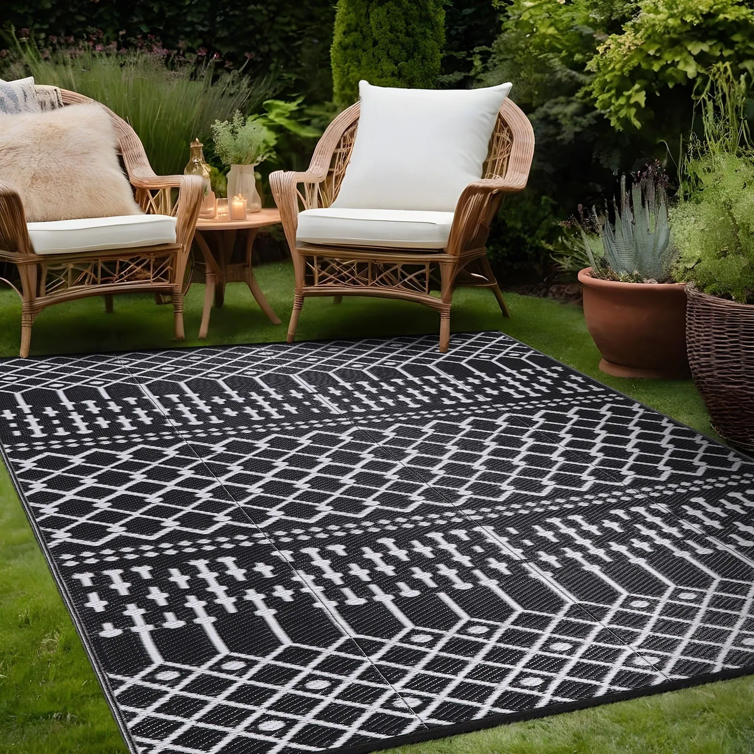 Beverly Rug Moroccan Trellis Outdoor Rug Waterproof for Patio. RV Camping