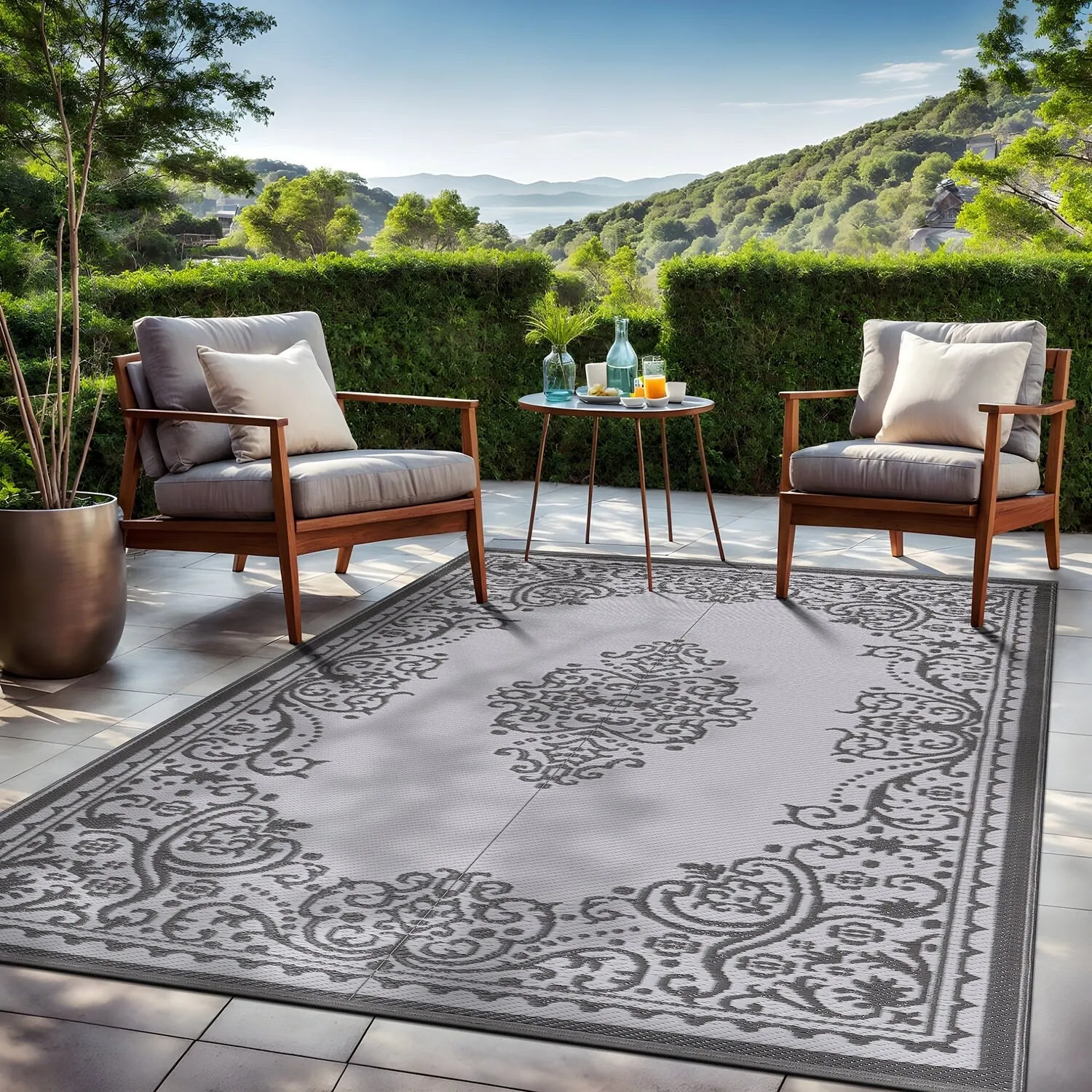 Beverly Rug Reversible Mats Plastic Outdoor Rug for Camping. Patio. Backyard. RV. Picnic. Deck
