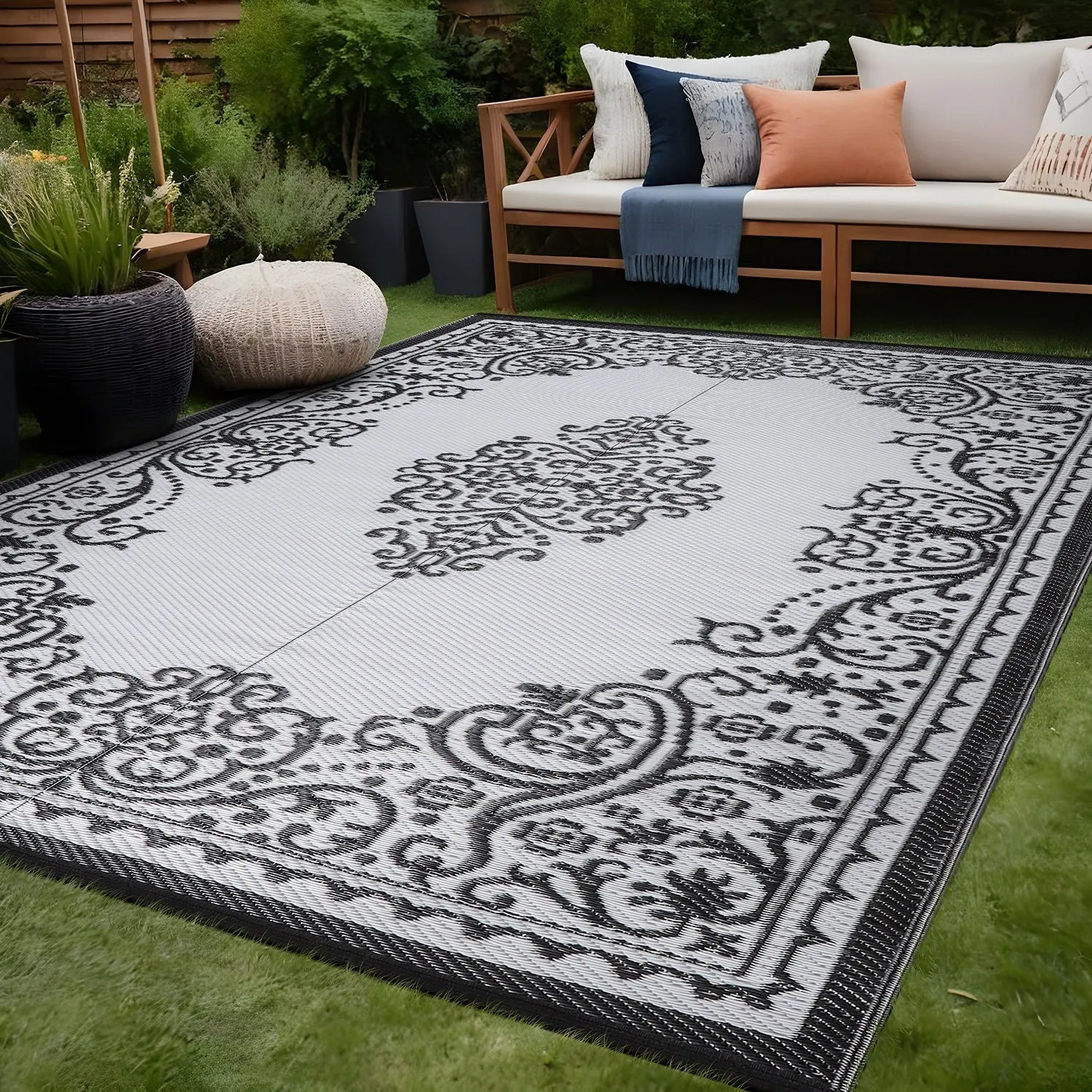 Beverly Rug Reversible Mats Plastic Outdoor Rug for Camping. Patio. Backyard. RV. Picnic. Deck