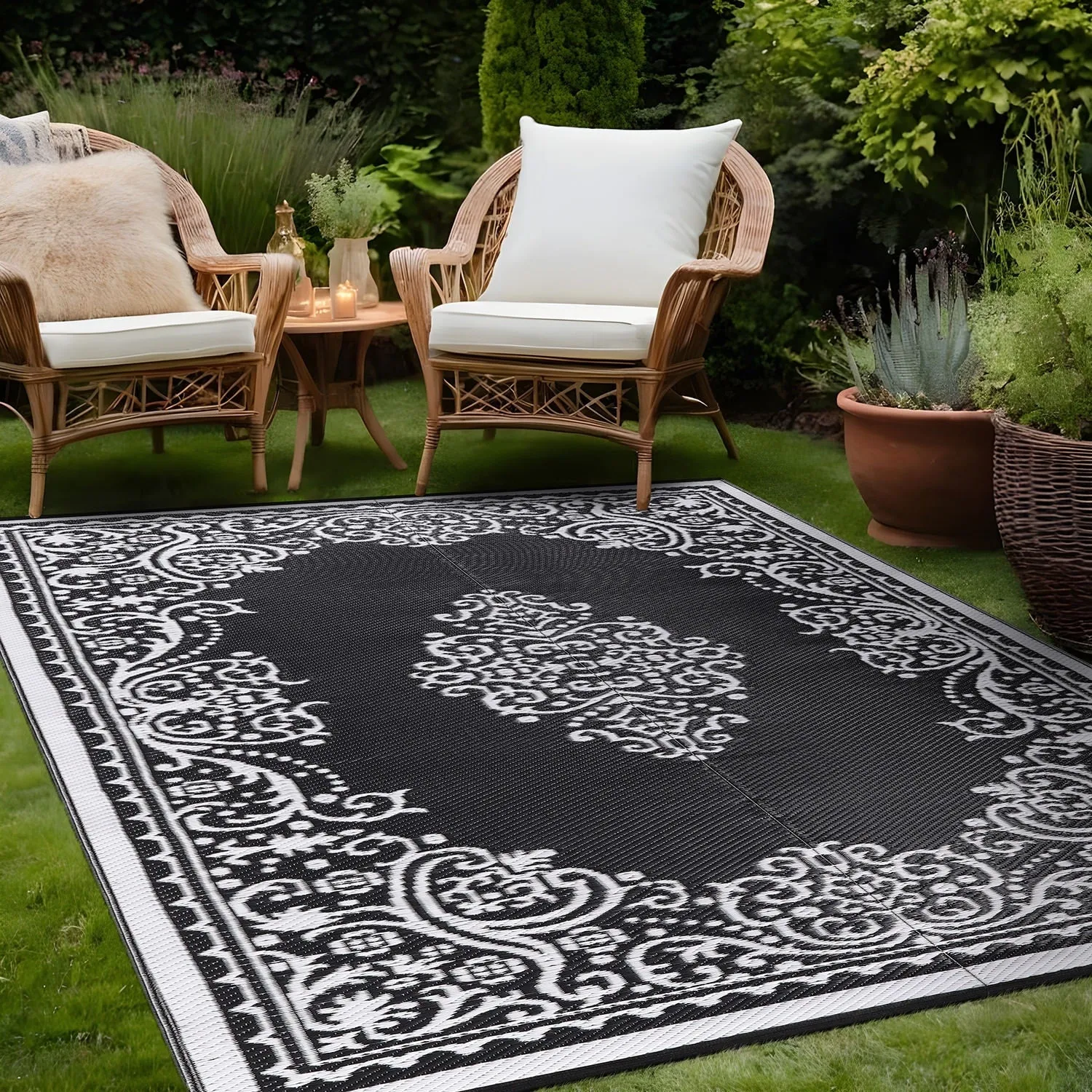 Beverly Rug Reversible Mats Plastic Outdoor Rug for Camping. Patio. Backyard. RV. Picnic. Deck