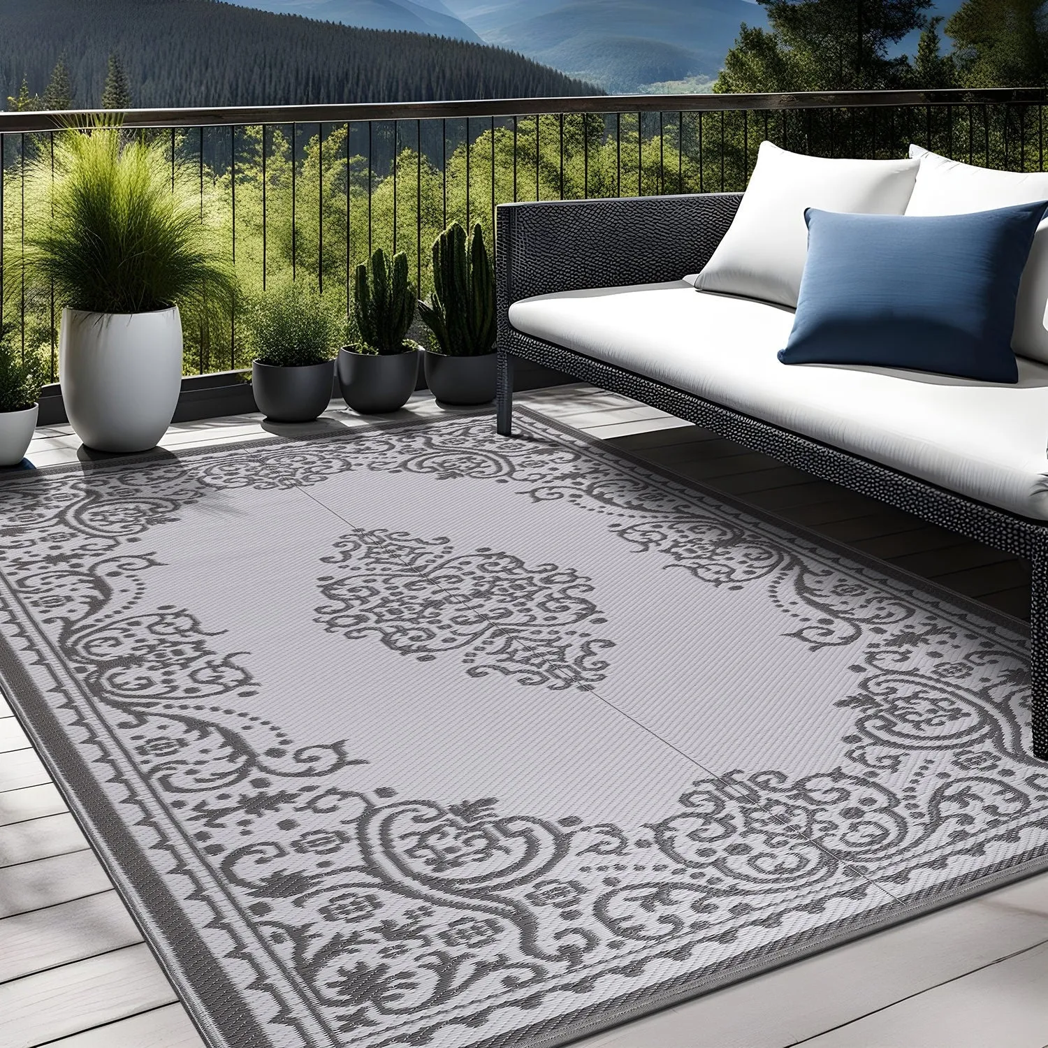 Beverly Rug Reversible Mats Plastic Outdoor Rug for Camping. Patio. Backyard. RV. Picnic. Deck