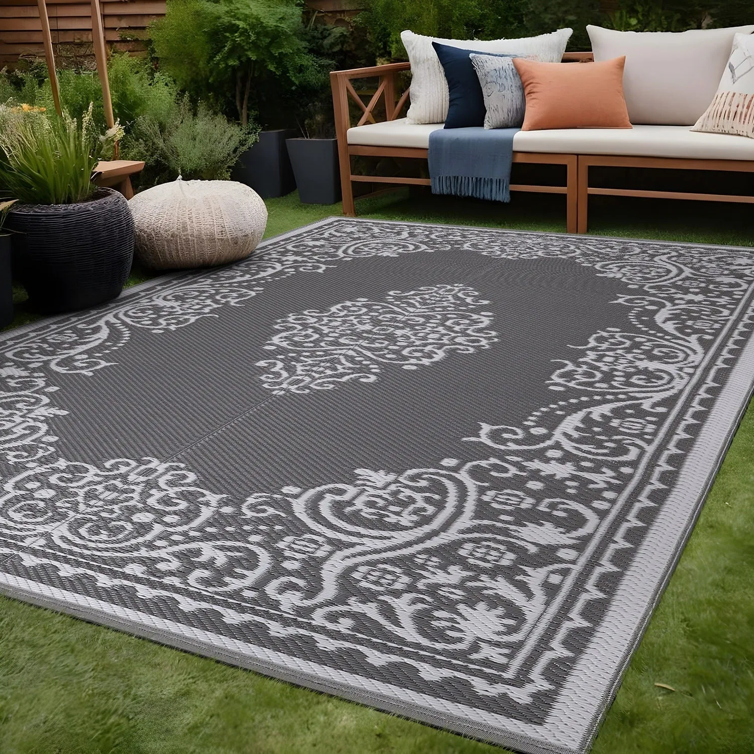 Beverly Rug Reversible Mats Plastic Outdoor Rug for Camping. Patio. Backyard. RV. Picnic. Deck