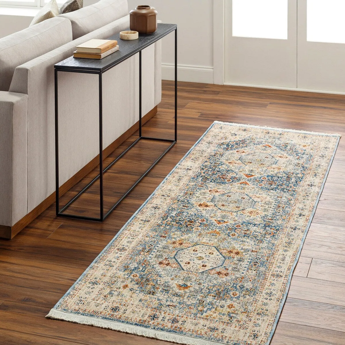 Bisrat Traditional Area Rug