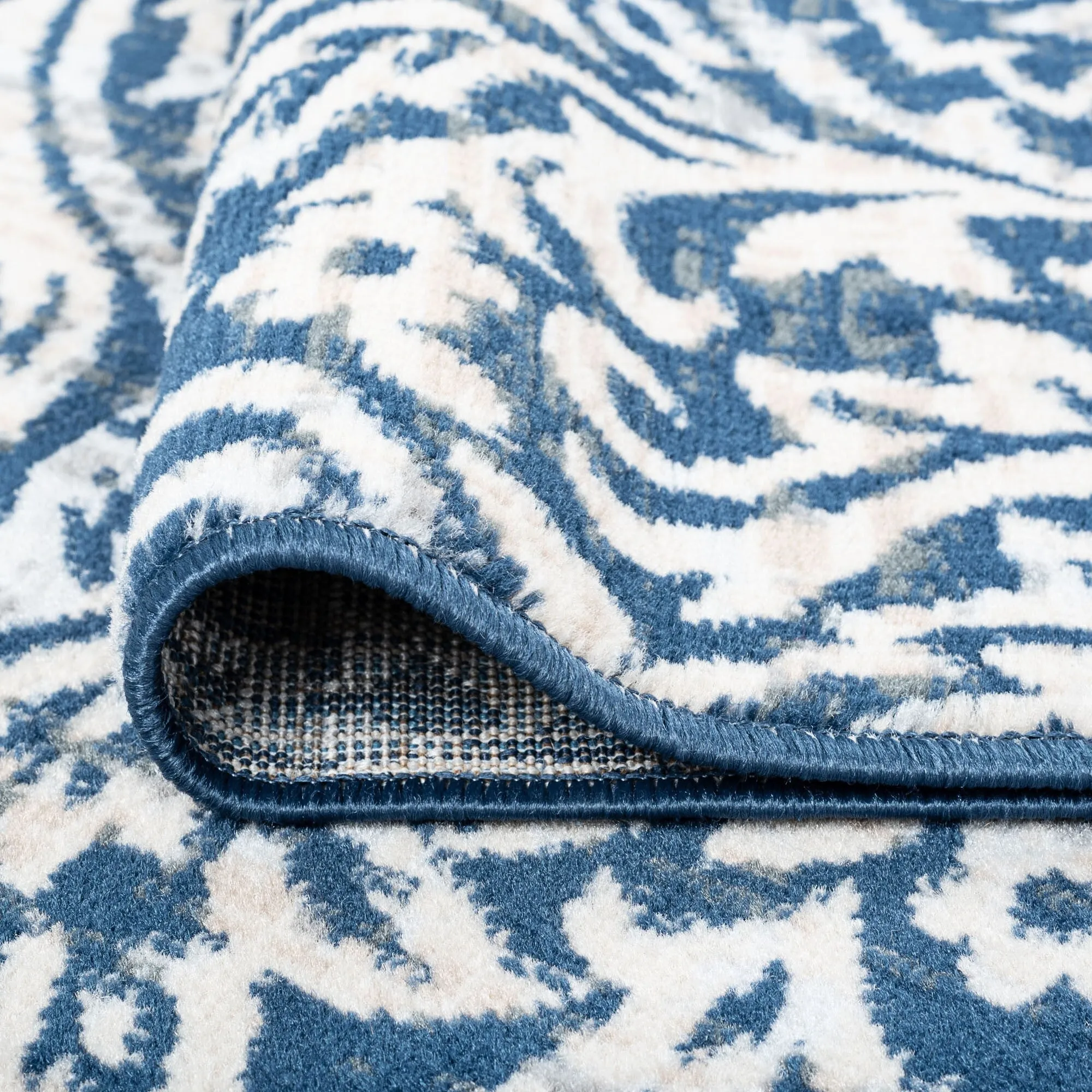 Carrington Farmhouse Floral & Botanical Indoor Area Rug