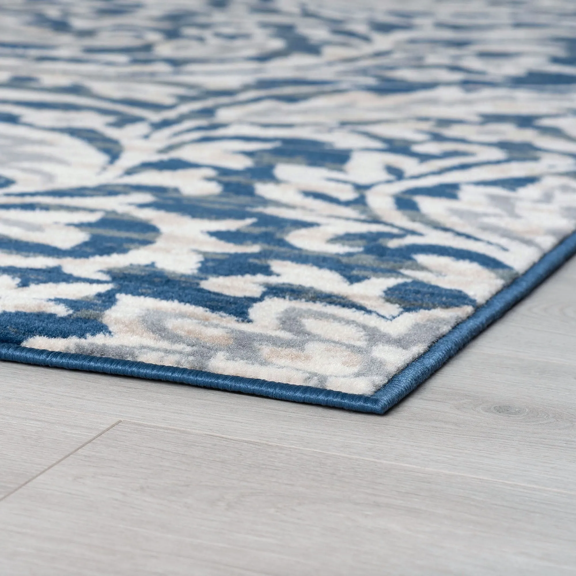 Carrington Farmhouse Floral & Botanical Indoor Area Rug