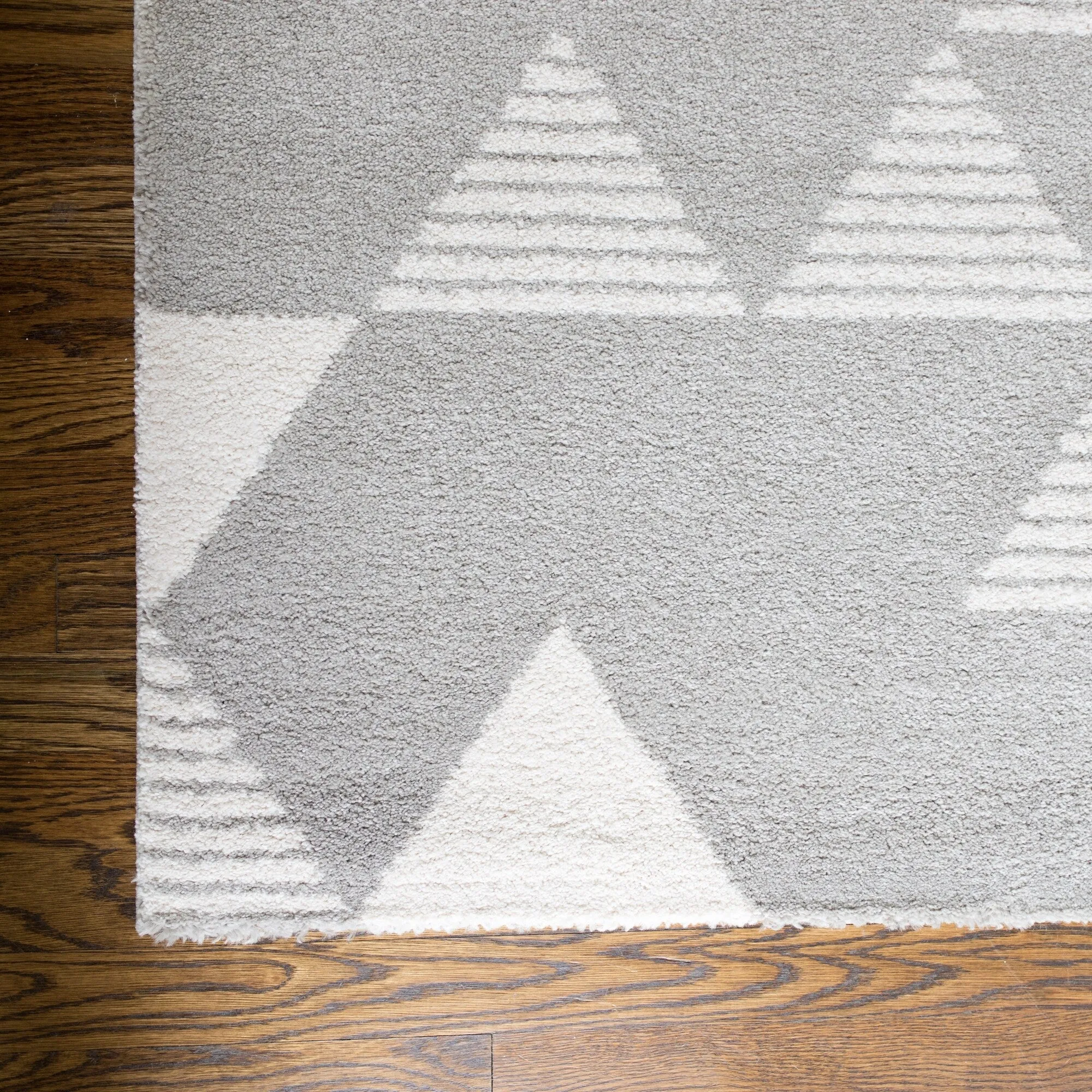 Carson Carrington Islingby Modern Geometric Area Rug