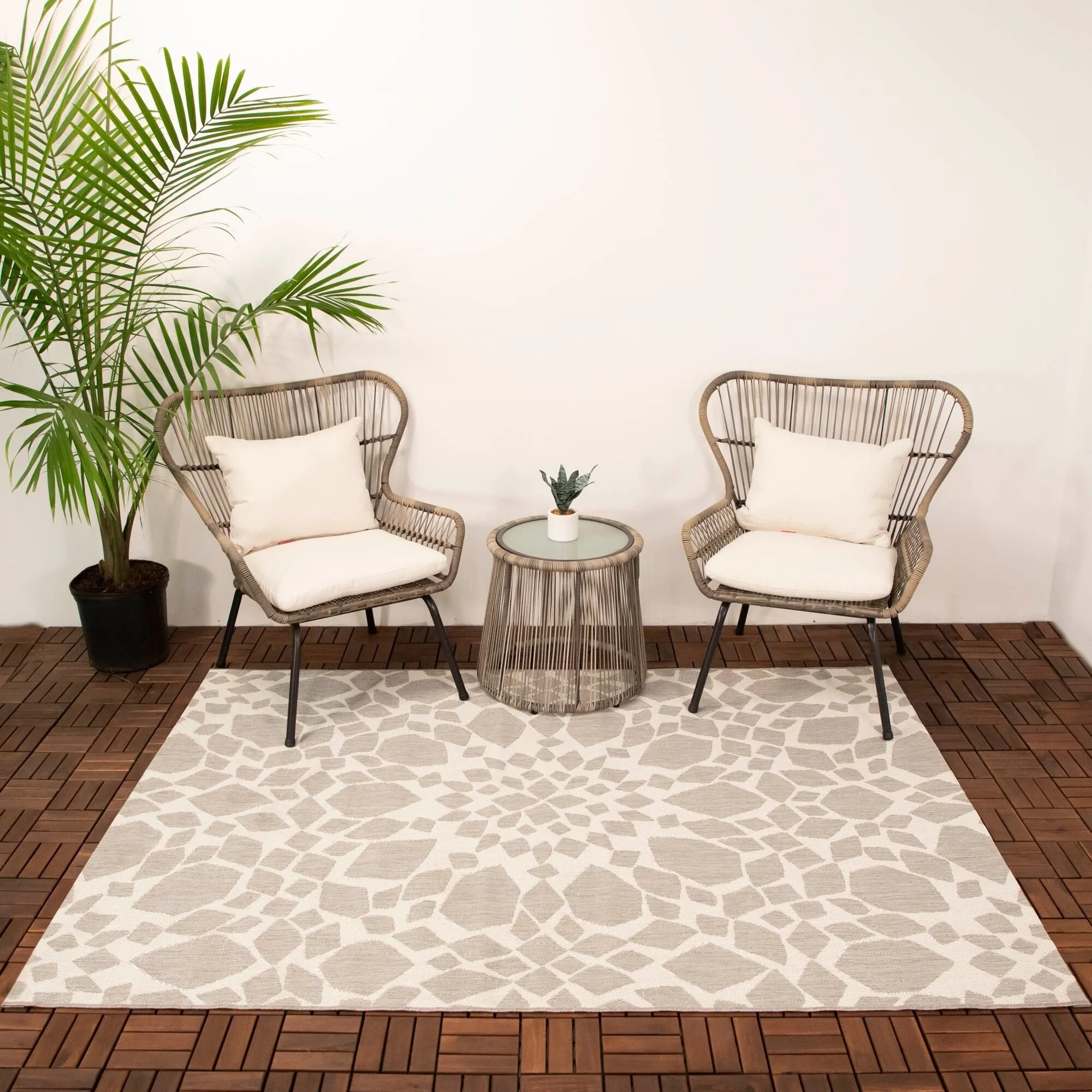 Chiarello Modern Geometric Medallion Indoor/Outdoor Area Rug