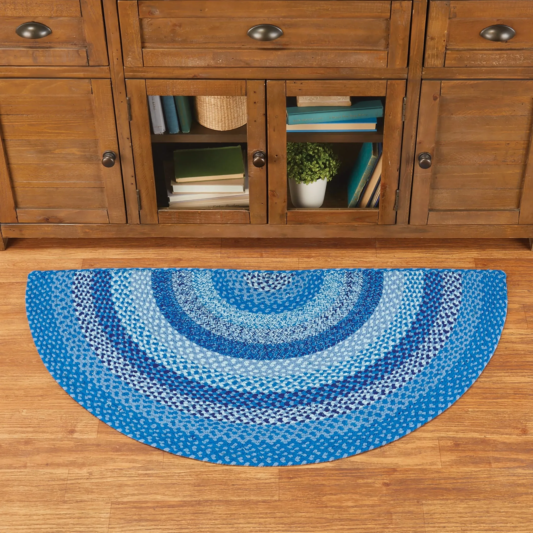 Classic Farmhouse Braided Kitchen Accent Rug