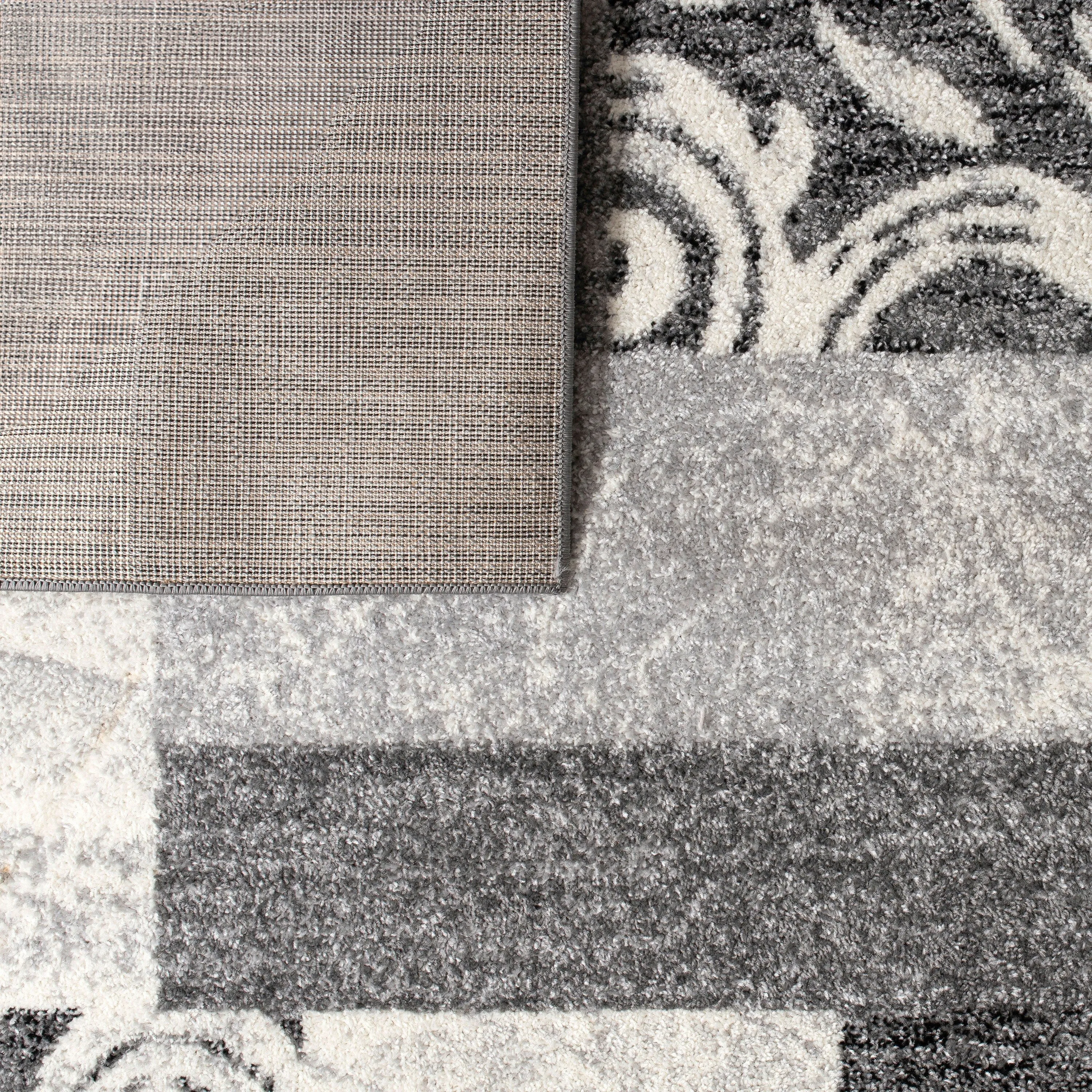 Classic Living Room Rug With Patchwork Design Modern checkered pattern