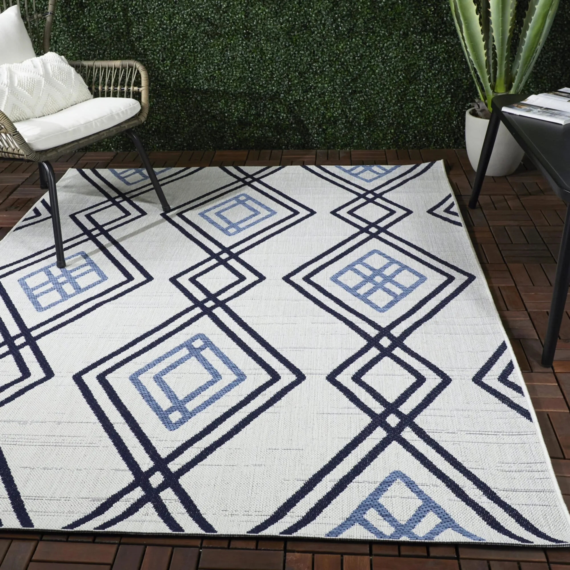 Cory Trellis Indoor/Outdoor Area Rug