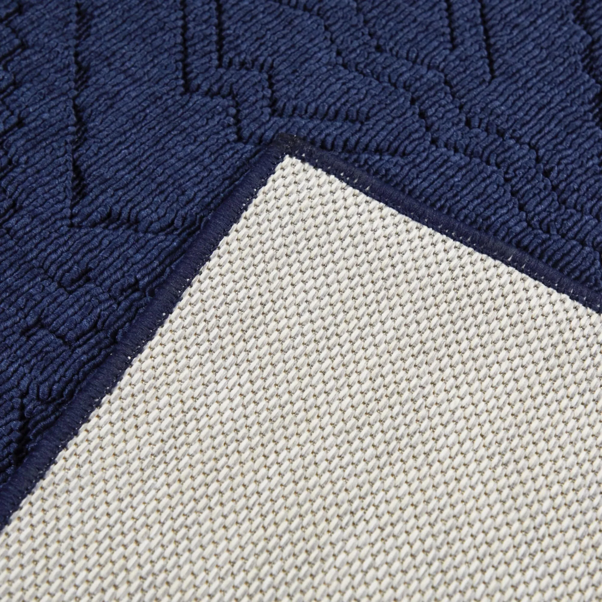 Davina Diamond Trellis Indoor/Outdoor Area Rug