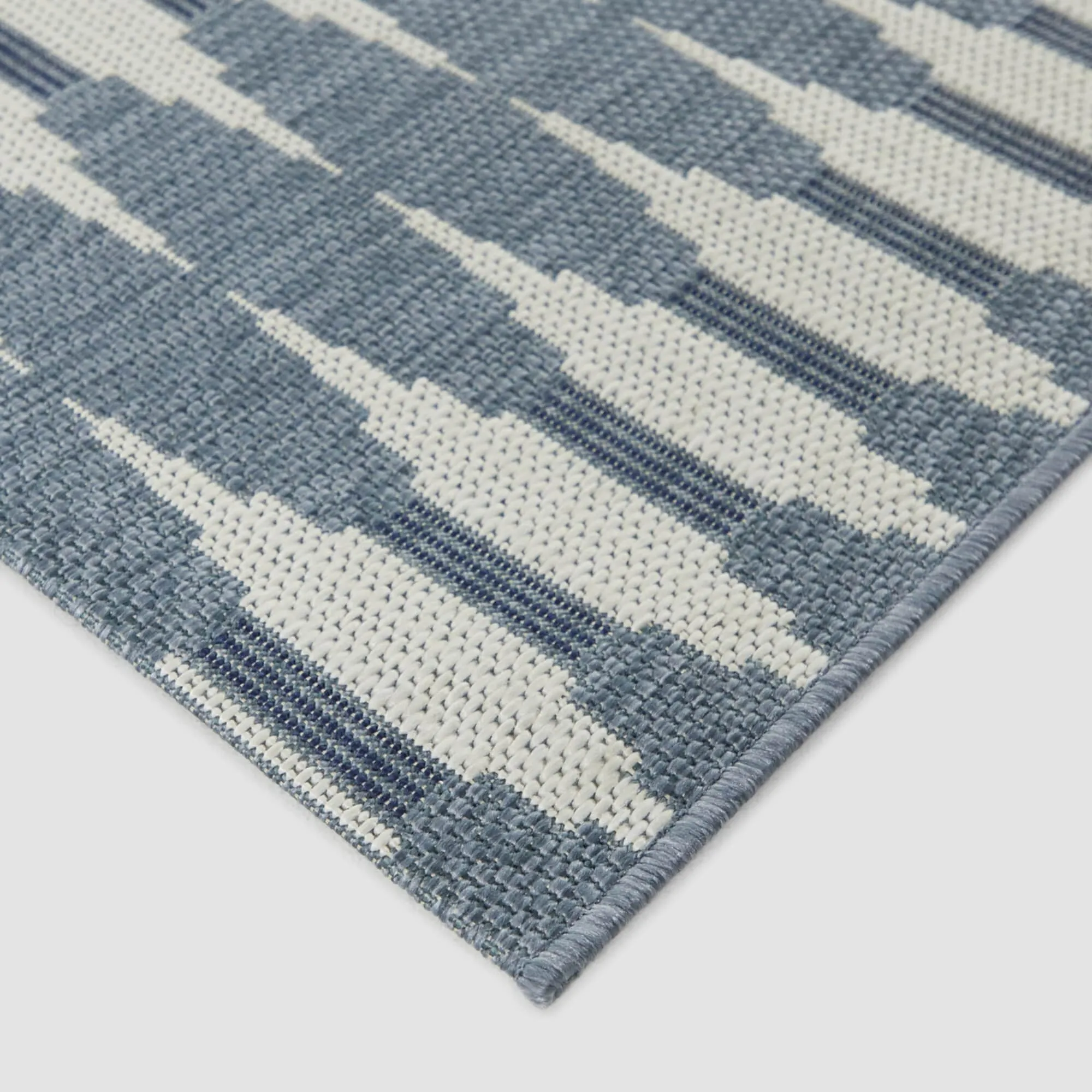 Durant Geometric Stripe Indoor/Outdoor Area Rug