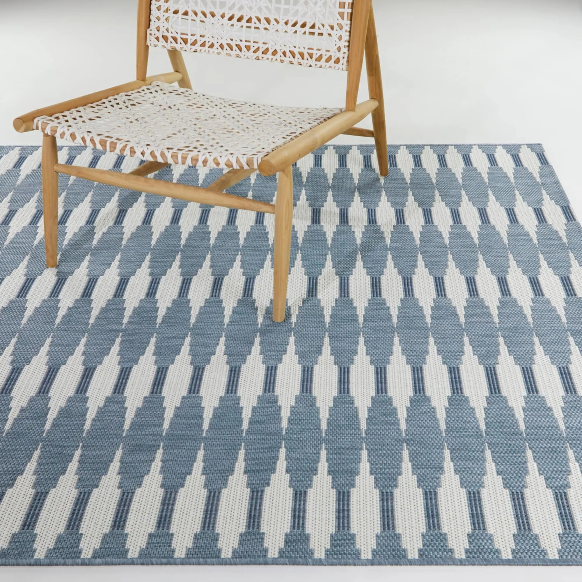 Durant Geometric Stripe Indoor/Outdoor Area Rug