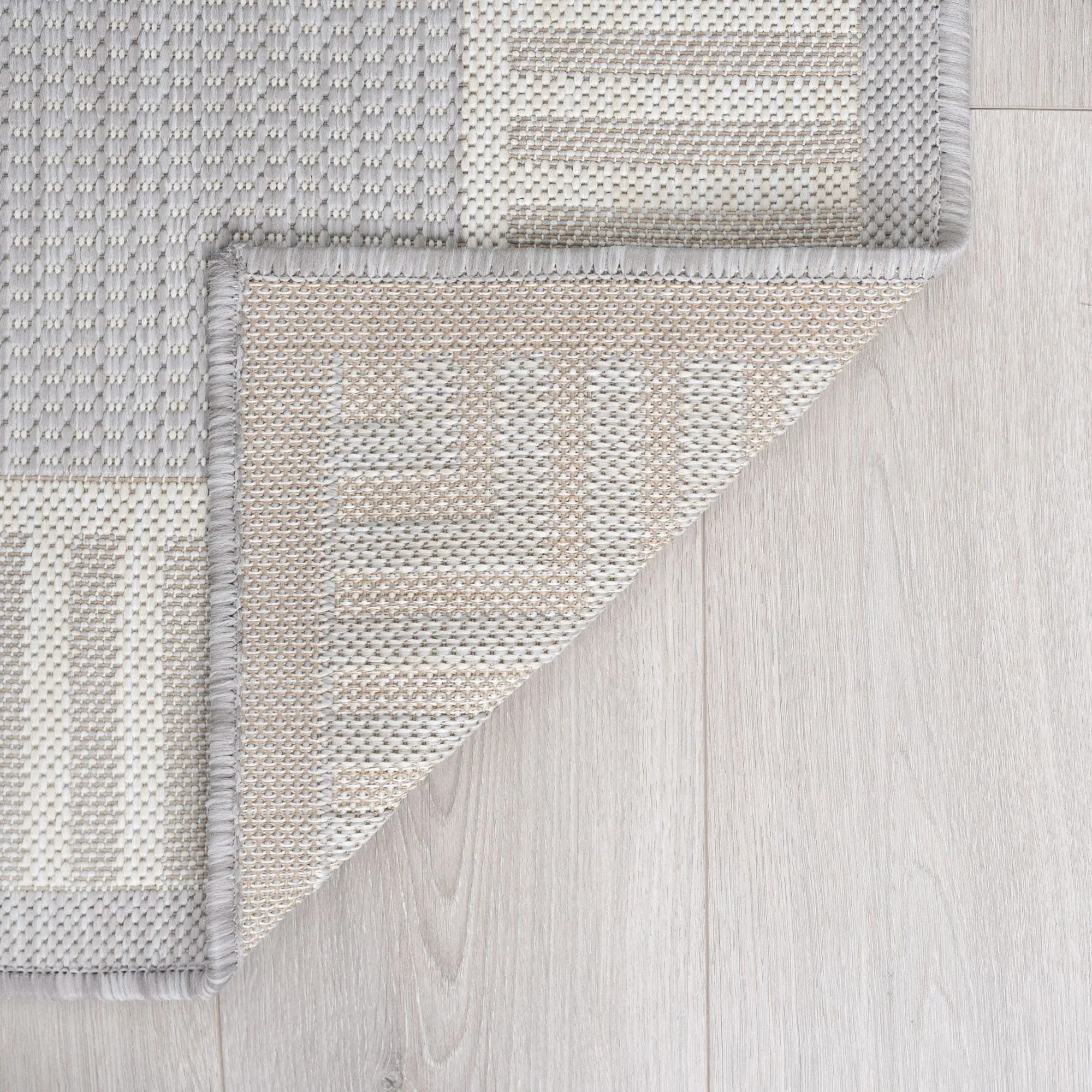 Exo Coastal Border Indoor/Outdoor Area Rug
