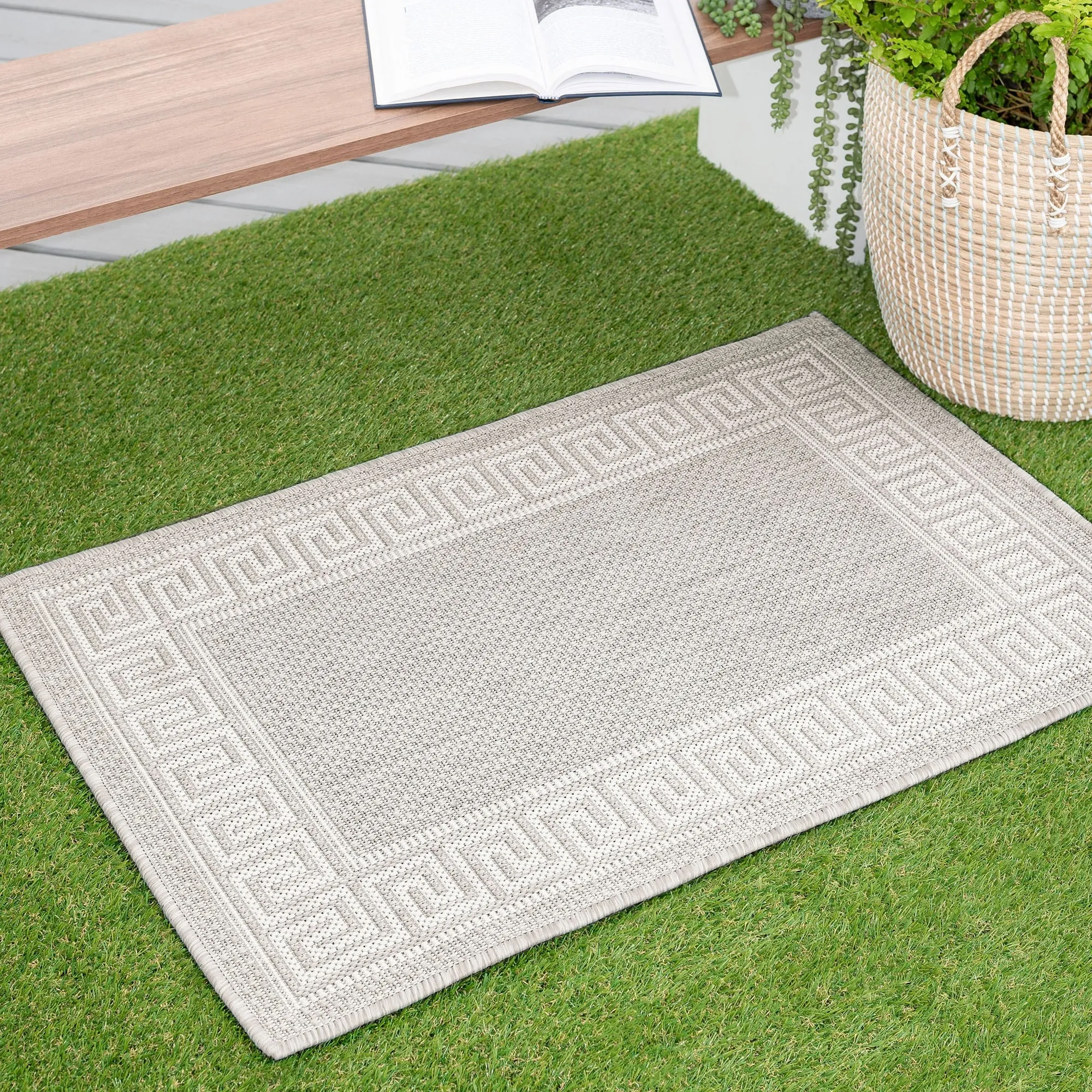 Exo Coastal Border Indoor/Outdoor Area Rug