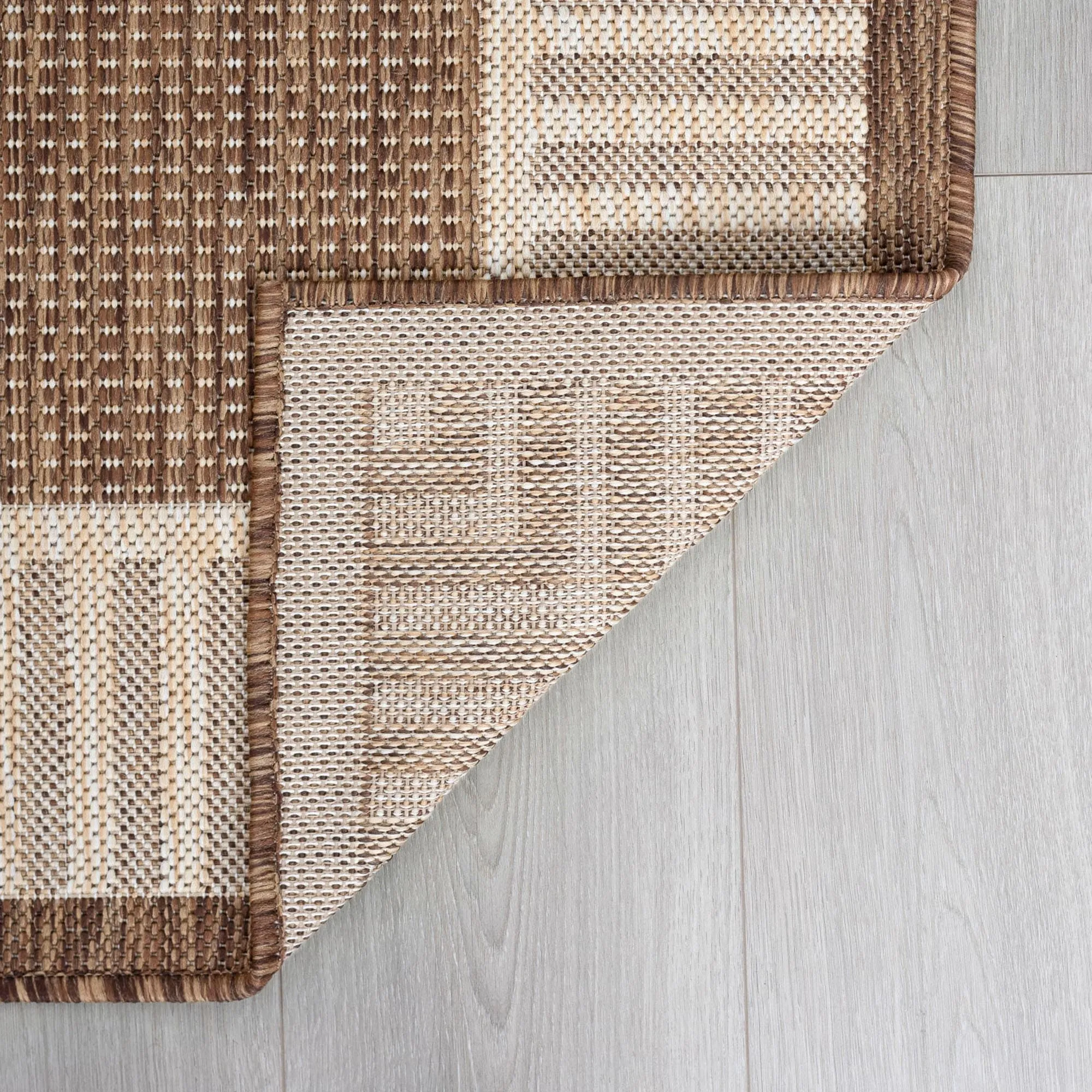 Exo Coastal Border Indoor/Outdoor Area Rug