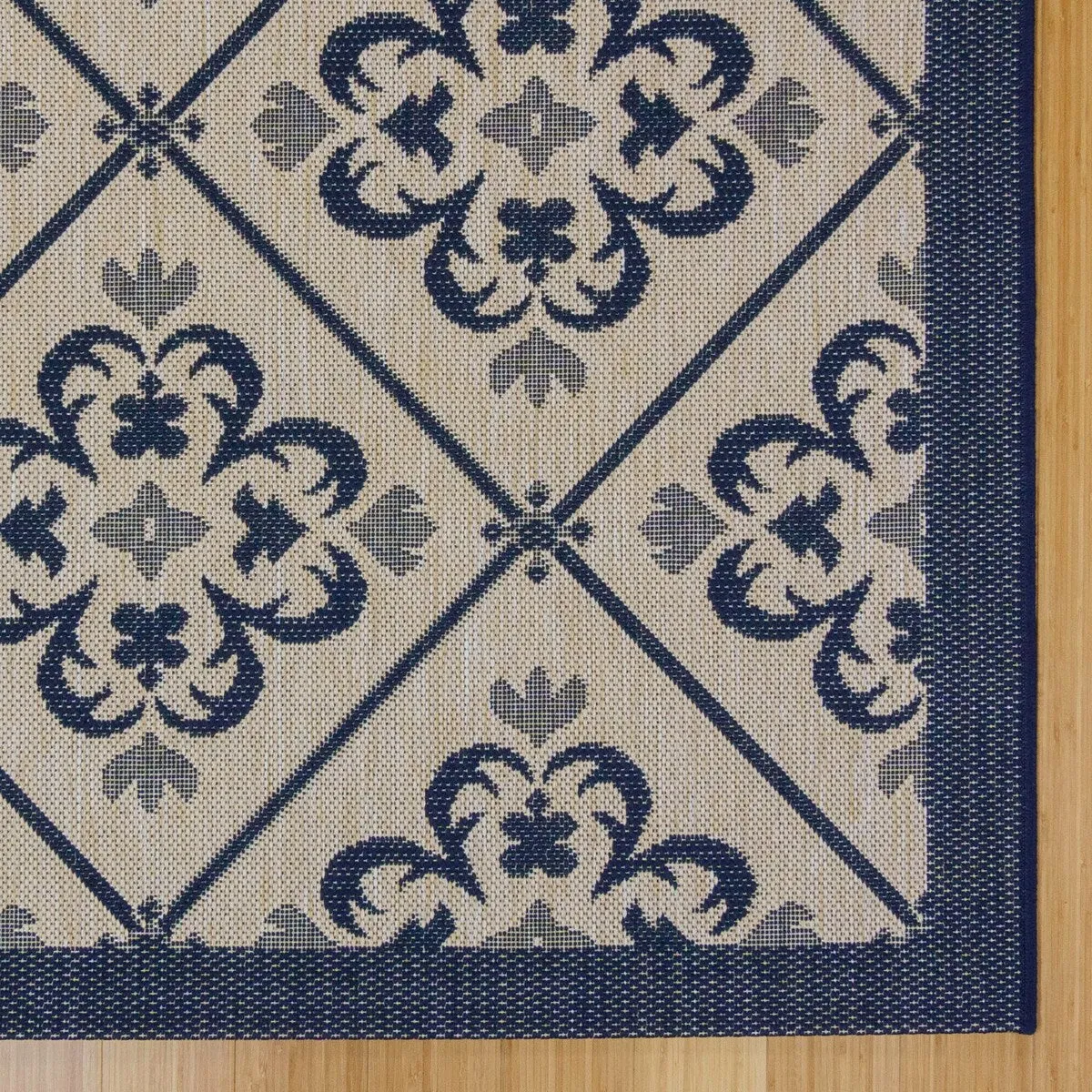 Gertmenian Paseo Bran Transitional Navy Medallion Flatweave Indoor/ Outdoor Area Rug