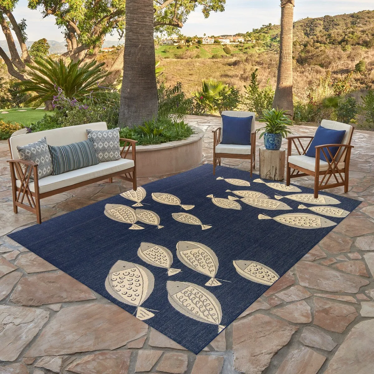 Gertmenian Paseo Loutro Navy Casual Nautical Fish Indoor/ Outdoor Area Rug