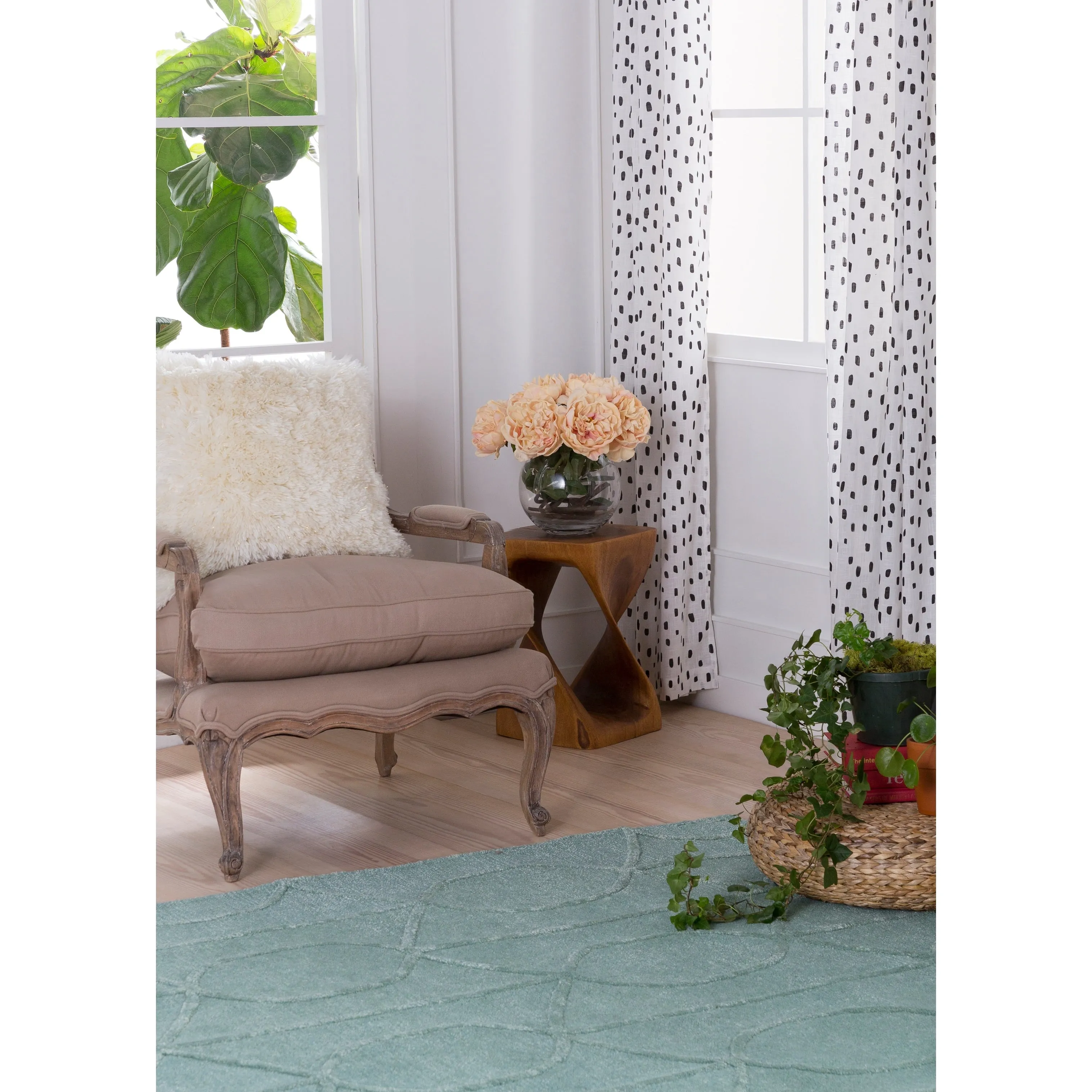 Hand-tufted Taunton Wool Rug