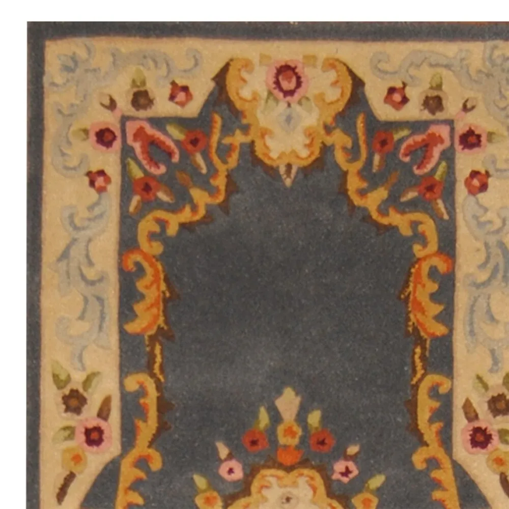 Handmade Aubusson Wool Rug (India) - 2'2 x 9'9