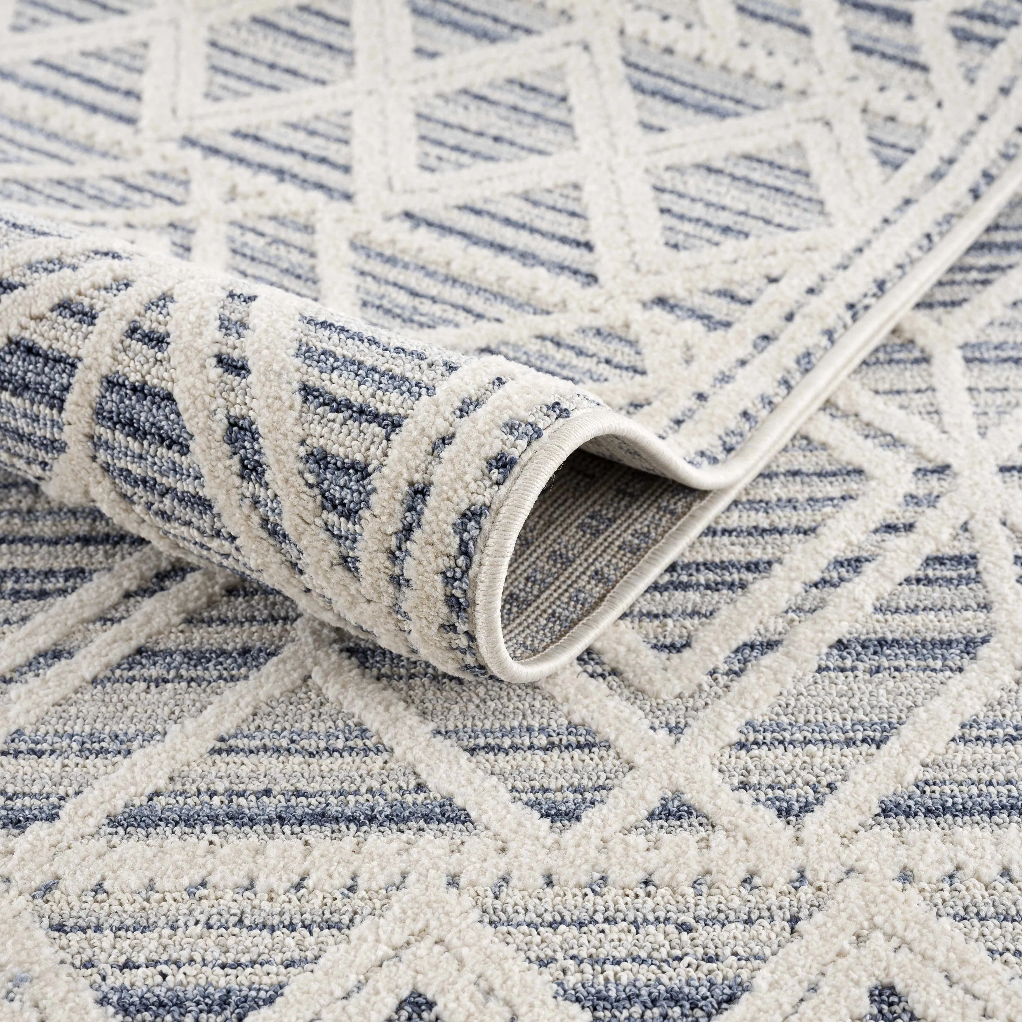Hauteloom Magnolia Moroccan Trellis Farmhouse High Low Area Rug