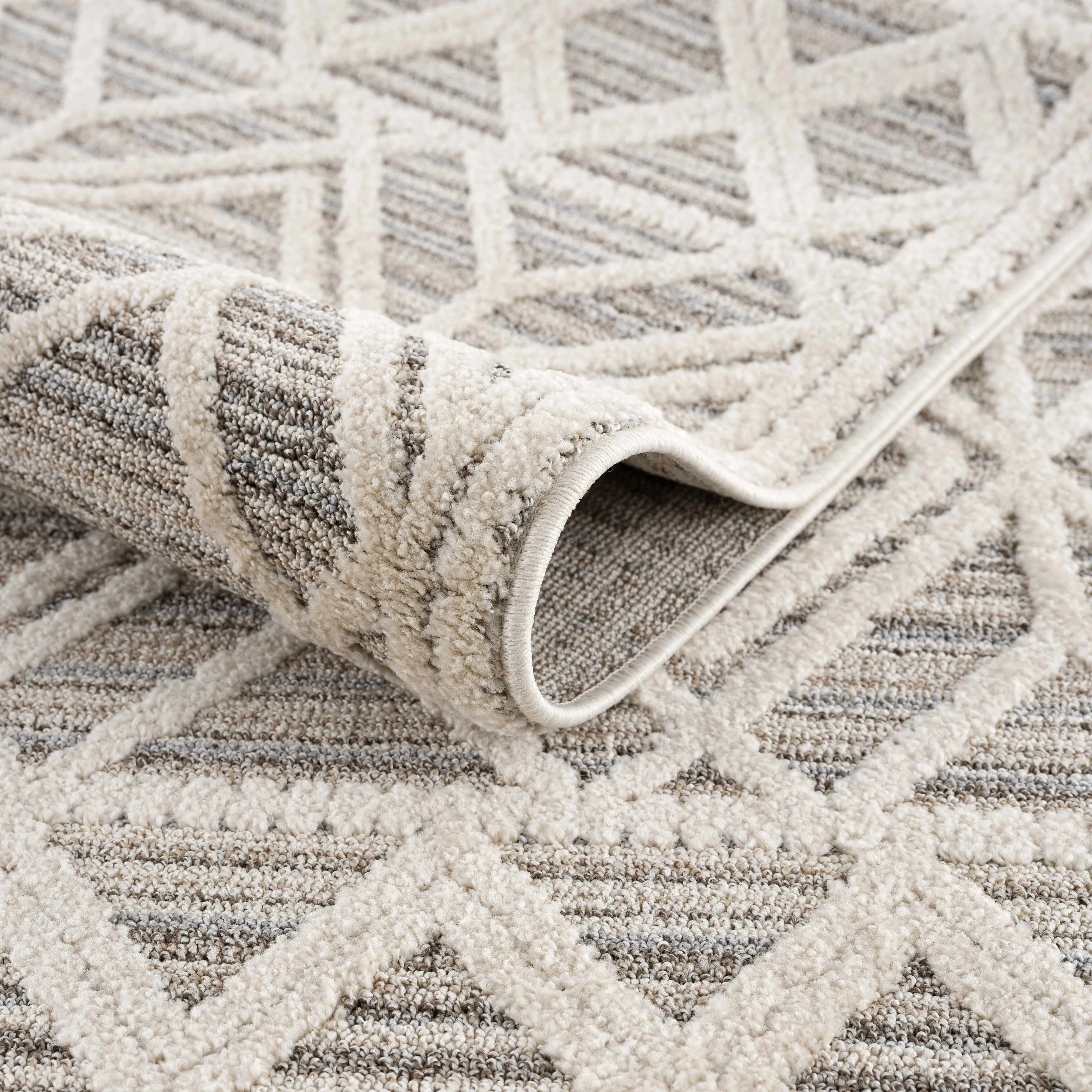 Hauteloom Magnolia Moroccan Trellis Farmhouse High Low Area Rug
